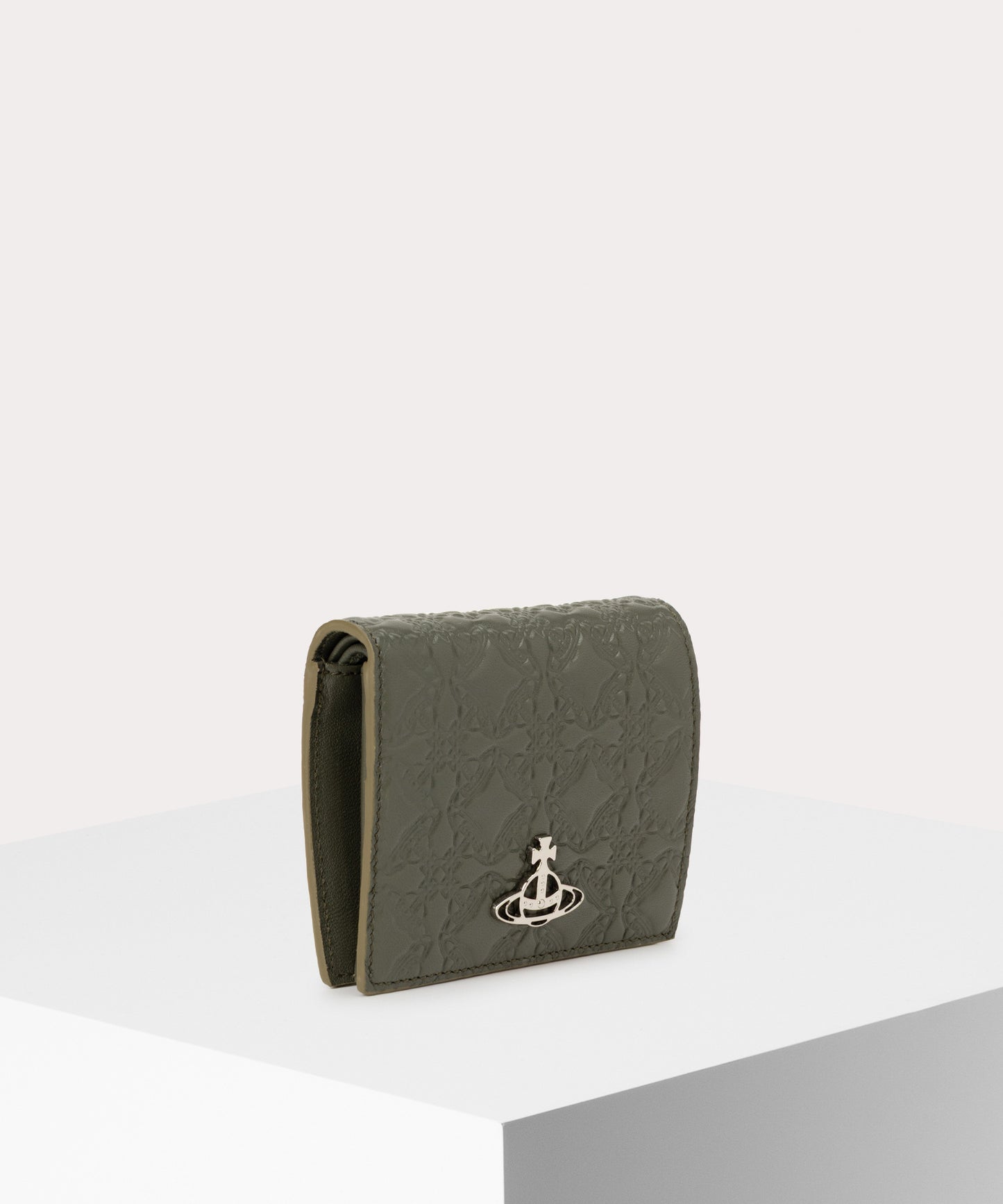 EMBOSSED NAPPA WOMAN 二つ折りミニ財布