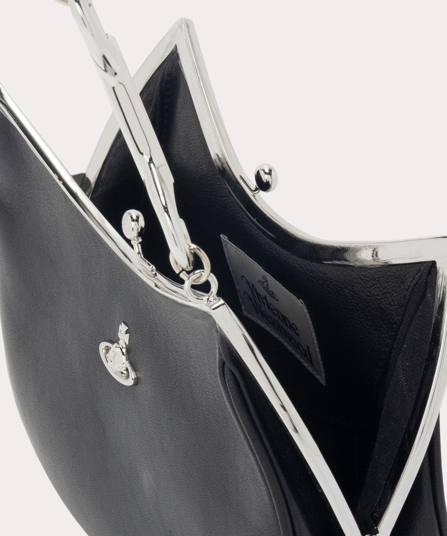 SUPPLE LEATHER CHARM 口金ショルダーバッグ