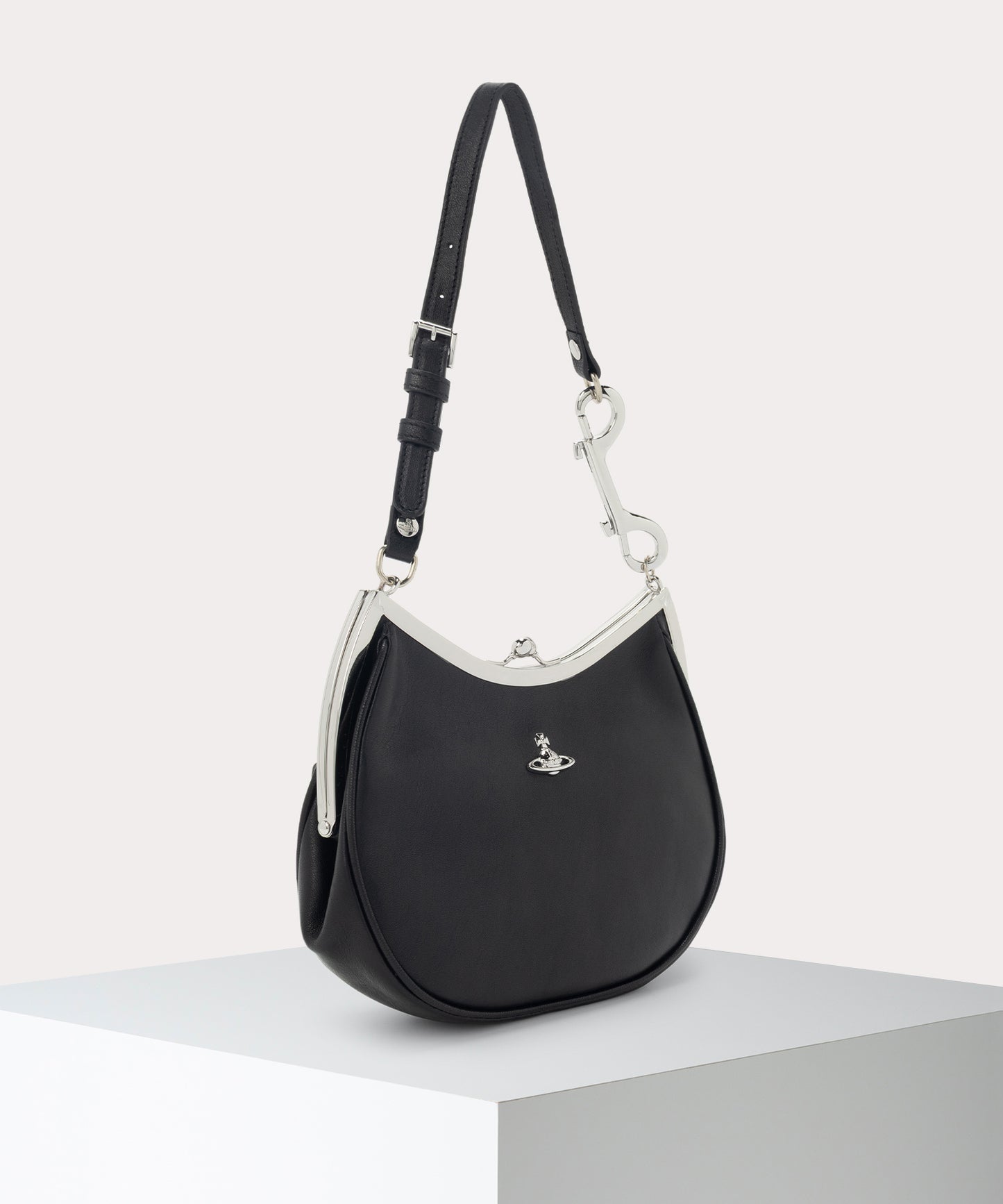 SUPPLE LEATHER CHARM 口金ショルダーバッグ