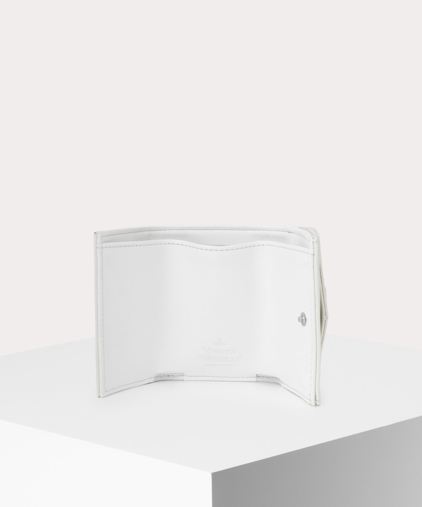 MINI CROC EMBOSSED ENVELOPE 三つ折りミニ財布