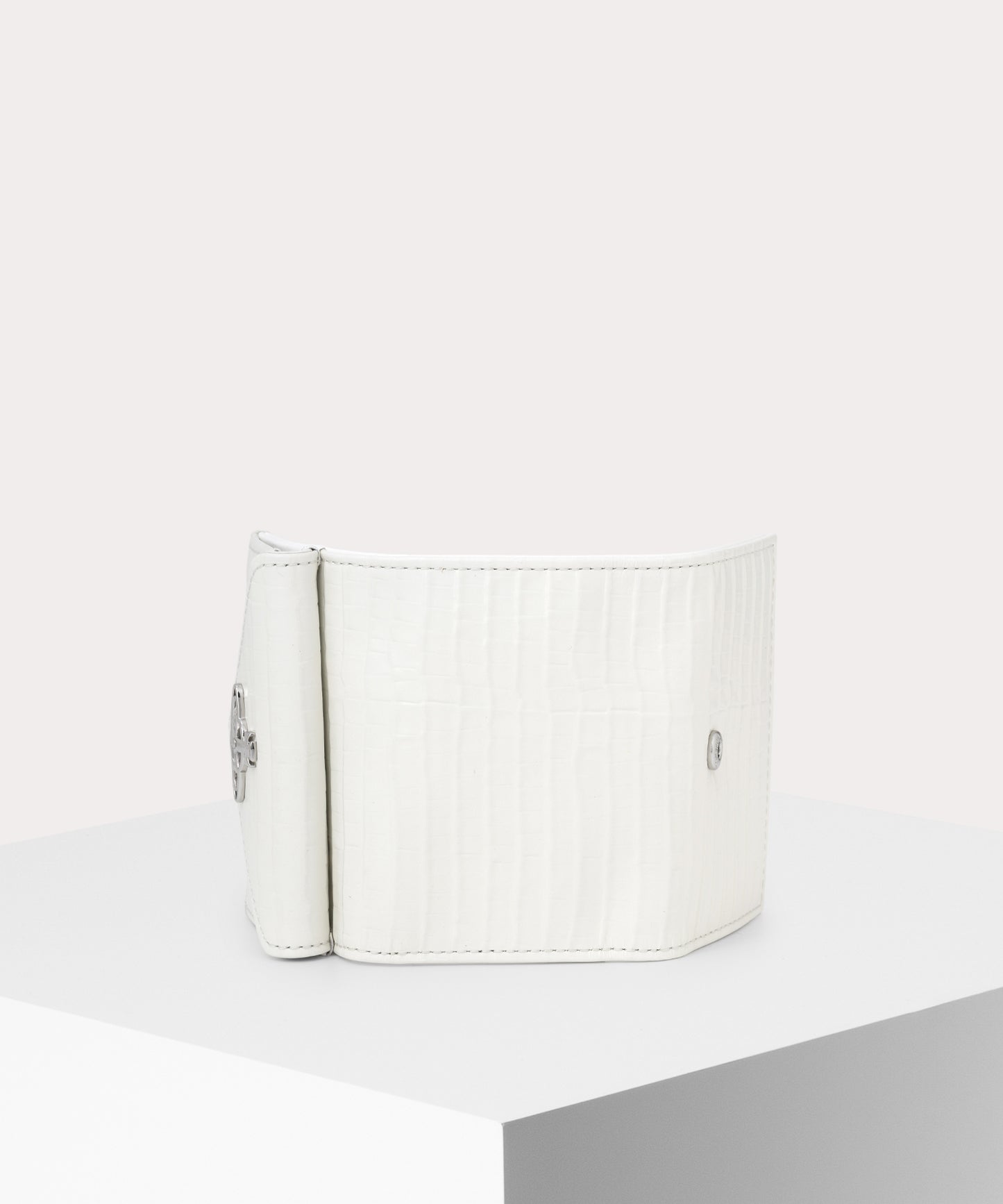 MINI CROC EMBOSSED ENVELOPE 三つ折りミニ財布