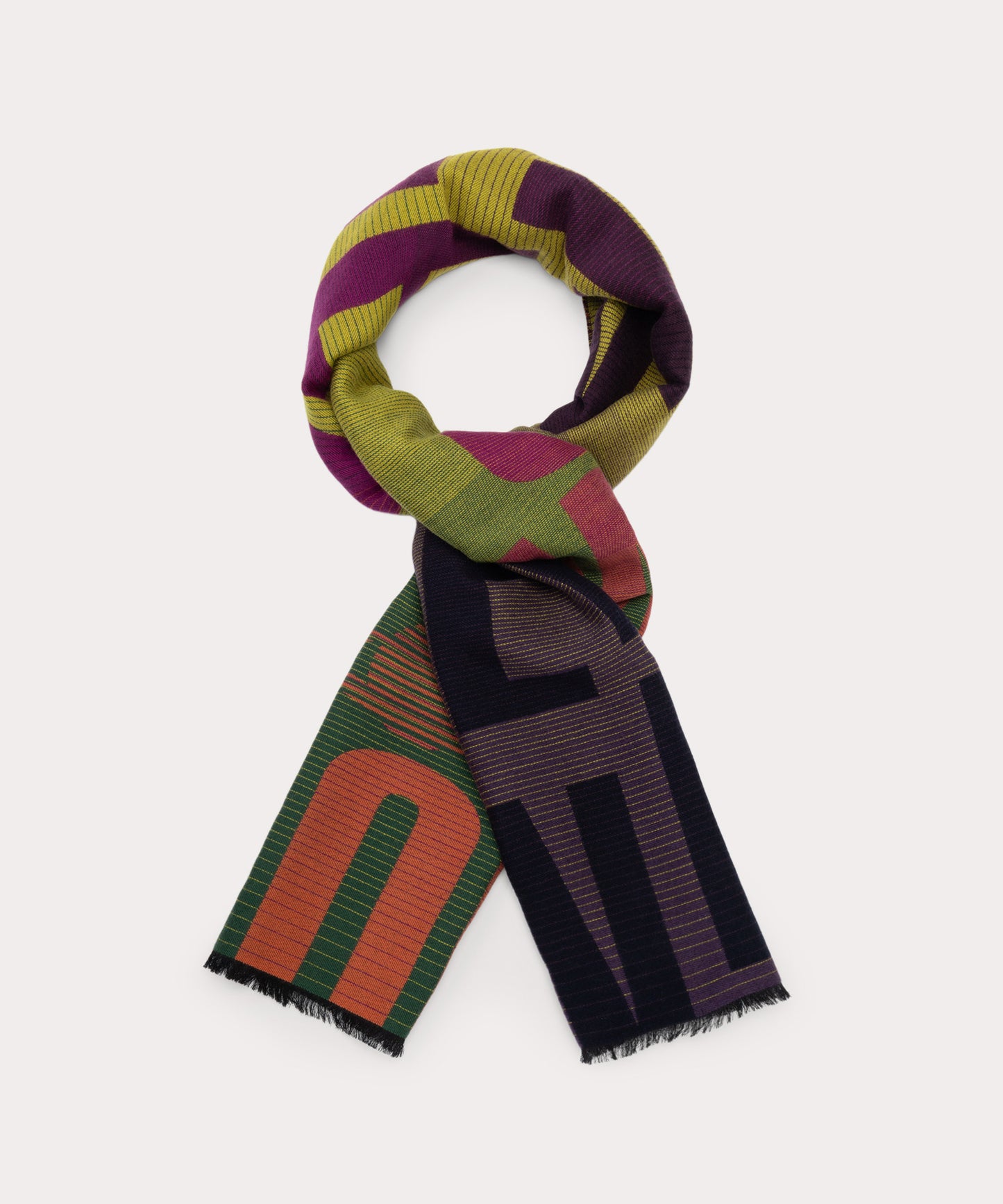 LOGOMANIA マフラー