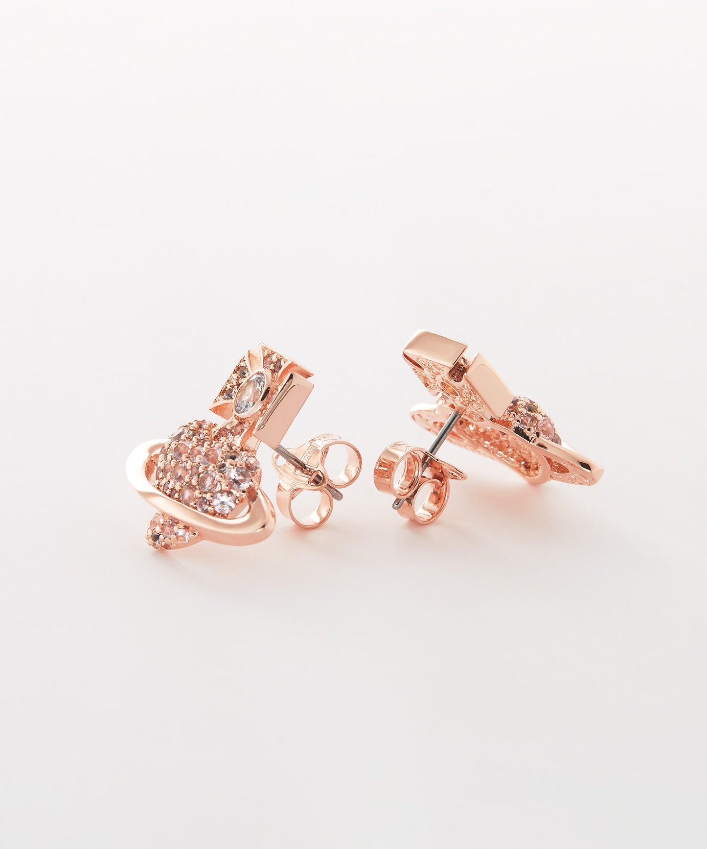 AGNATHA ピアス