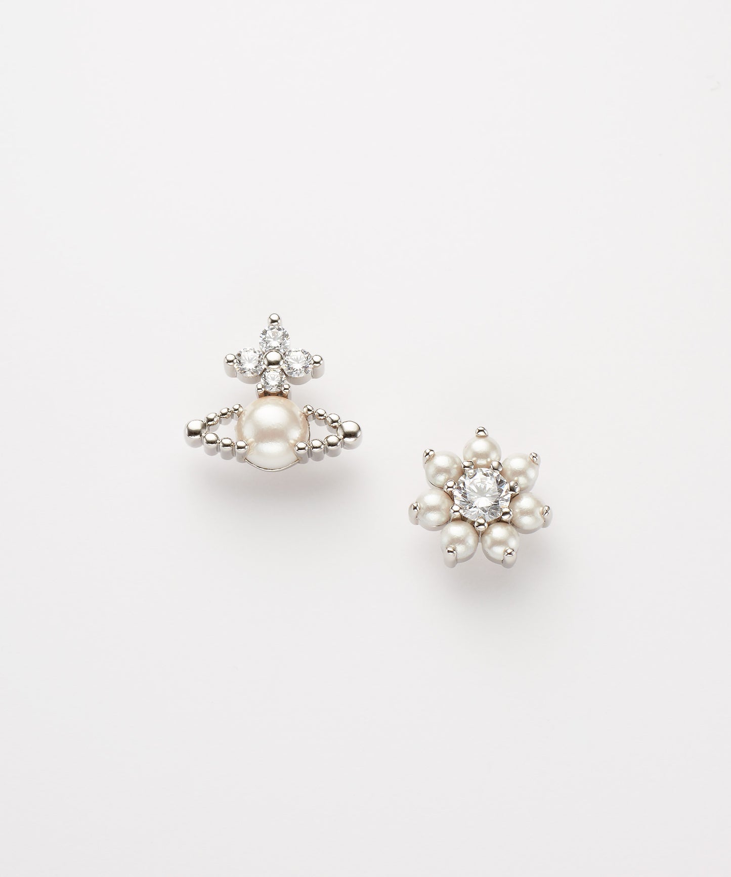 AGNES ピアス