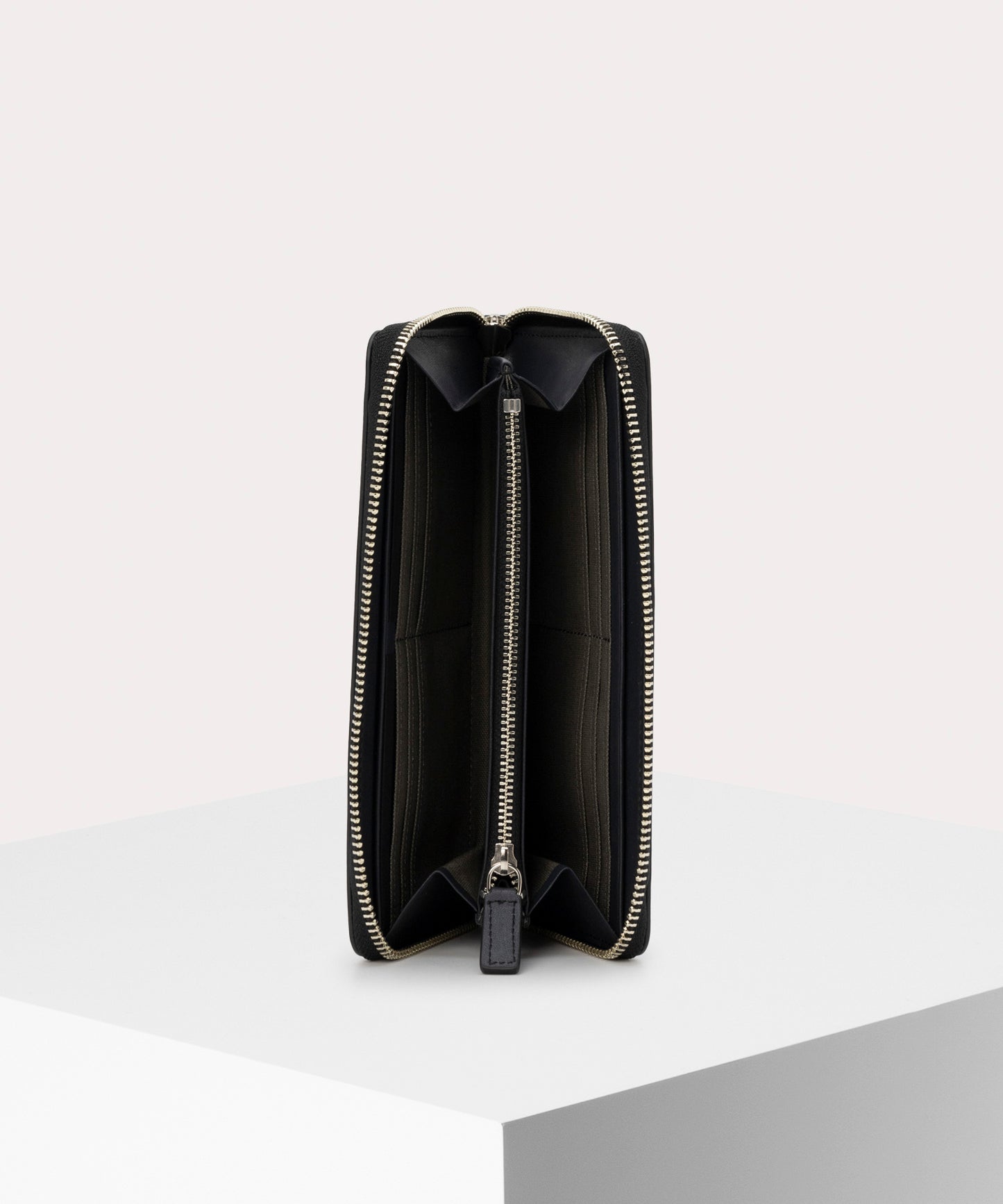 LEATHER RUBBER ORB ラウンドファスナー長財布