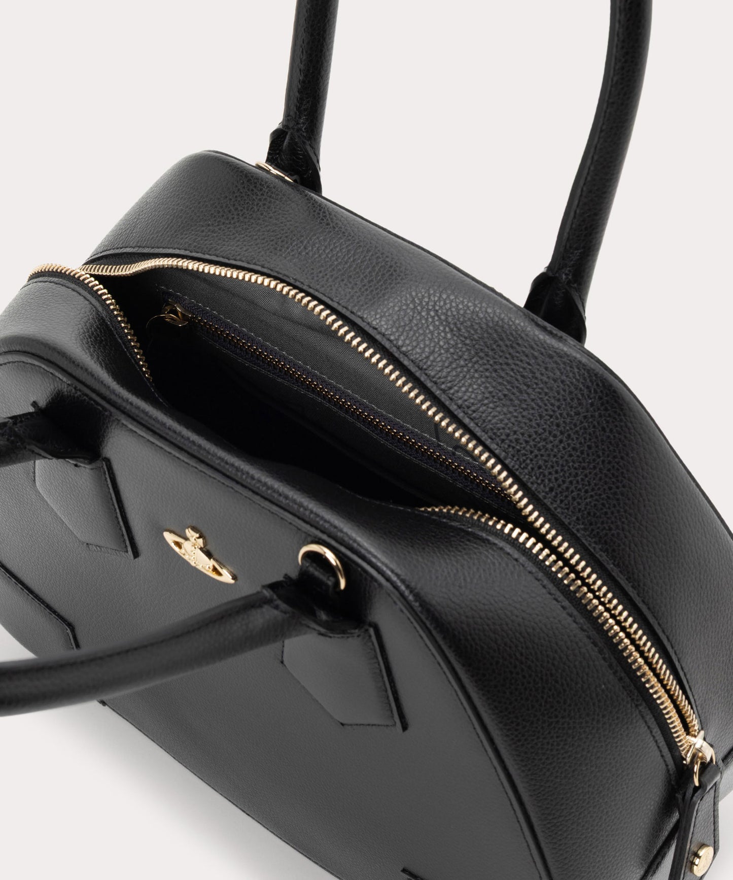 【日本限定】EXECUTIVE YASMINE ハンドバッグ