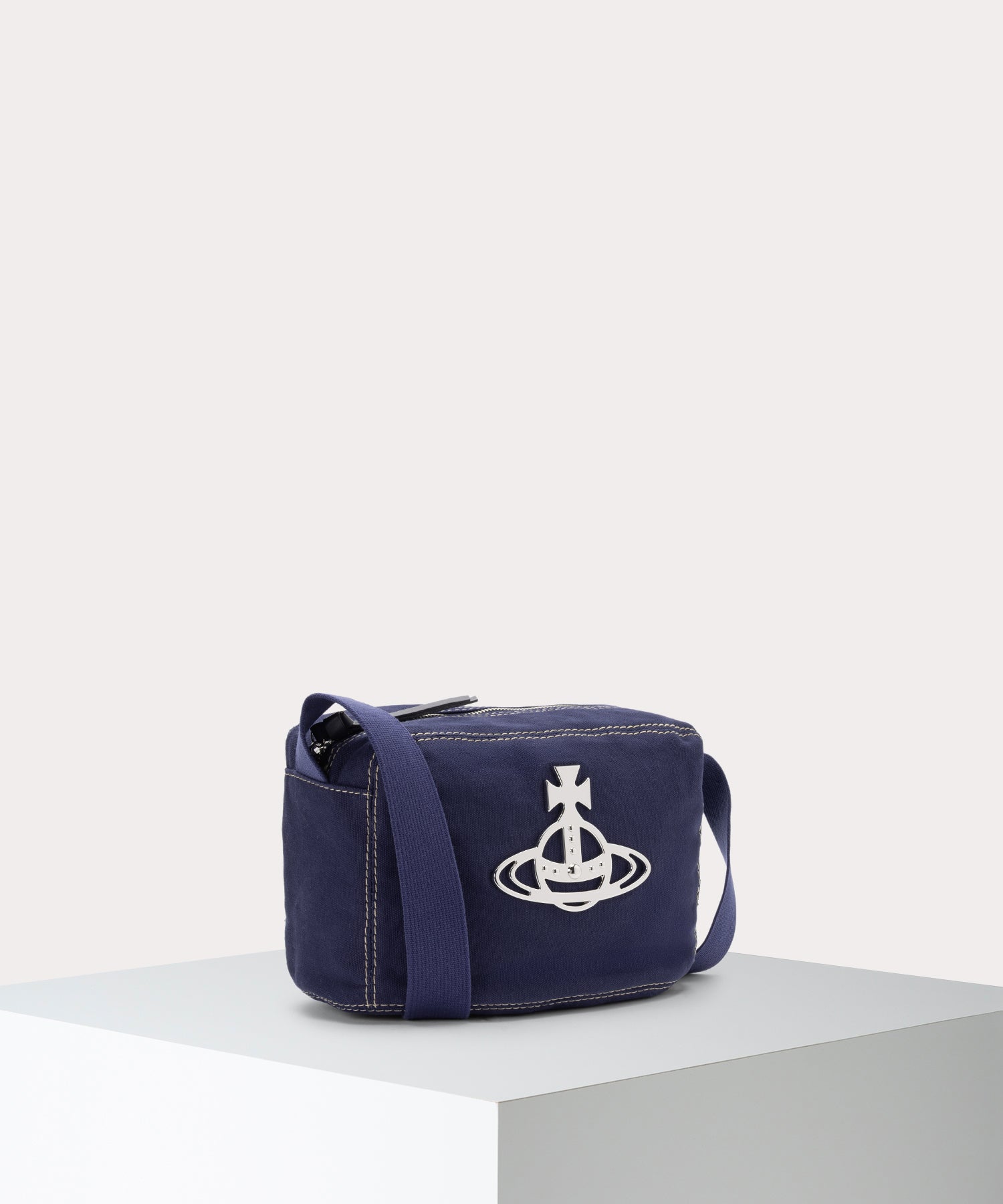 【アジア限定】CANVAS ショルダーバッグ