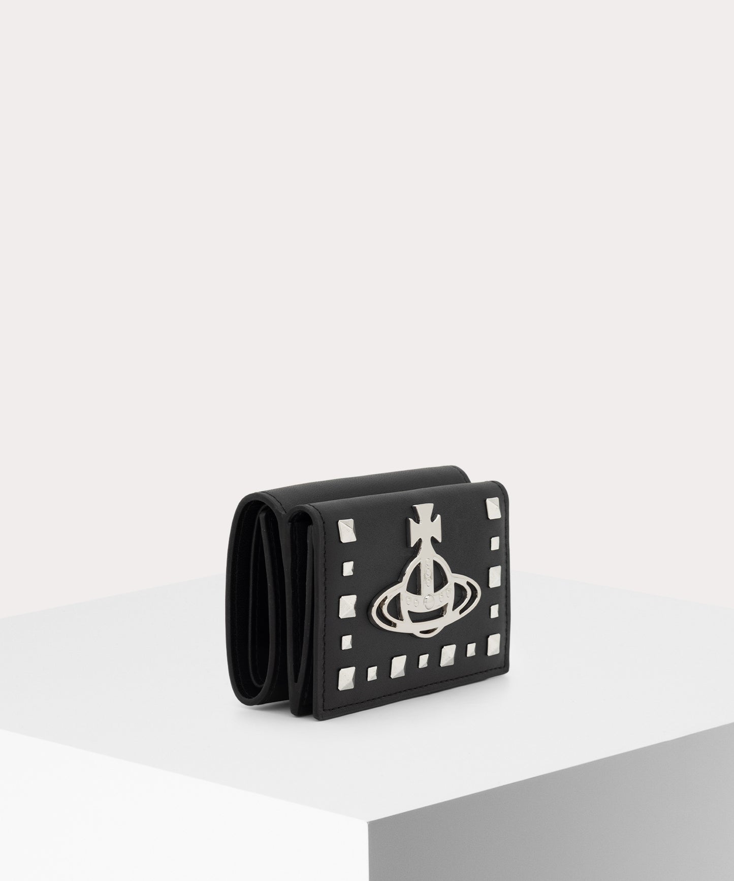 LEATHER STUDS 三つ折り財布