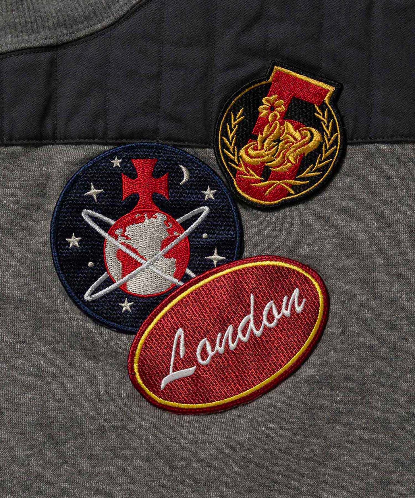 INTERGALACTIC BADGES コットンガーゼ裏毛 プルオーバー