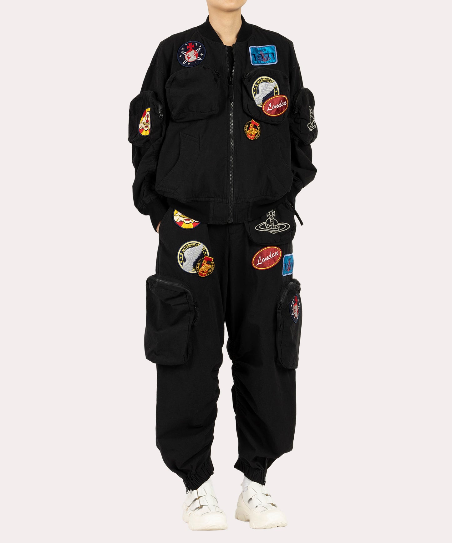 INTERGALACTIC BADGES トラウザーズ