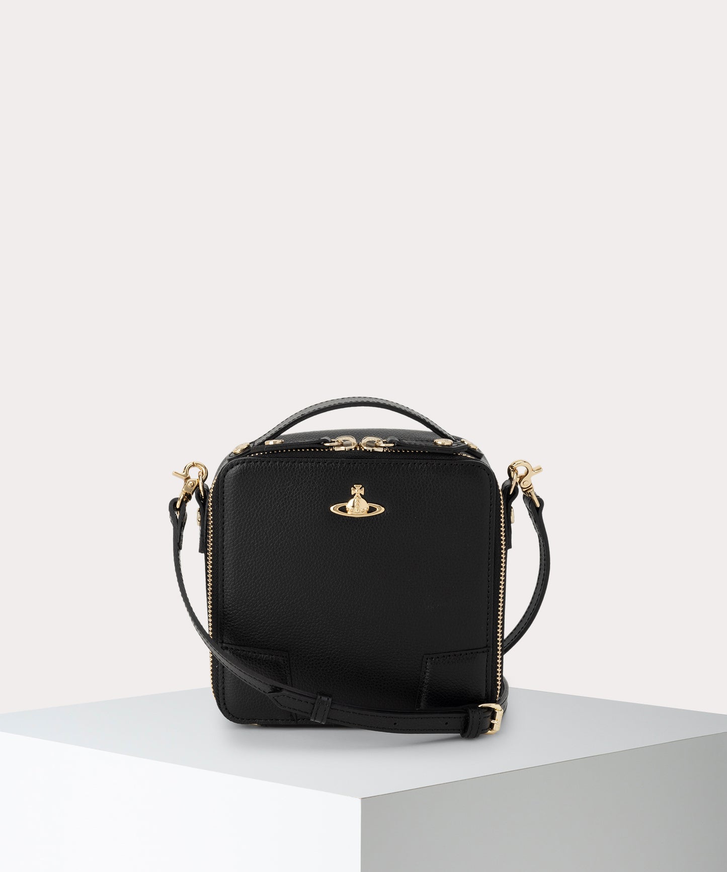【日本限定】EXECUTIVE スクエア ショルダーバッグ