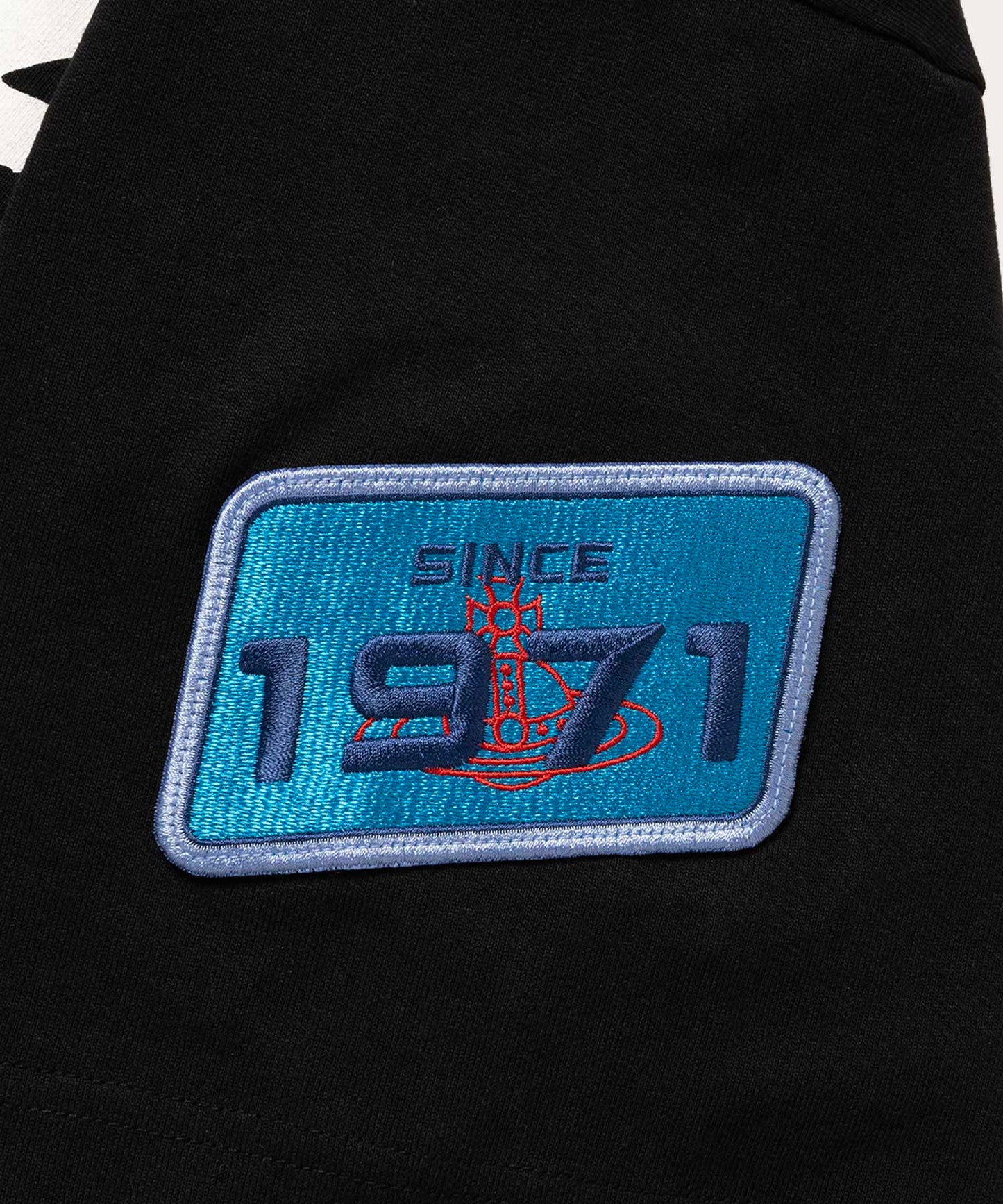 BUY LESS CHOOSE WELL リラックスTシャツ