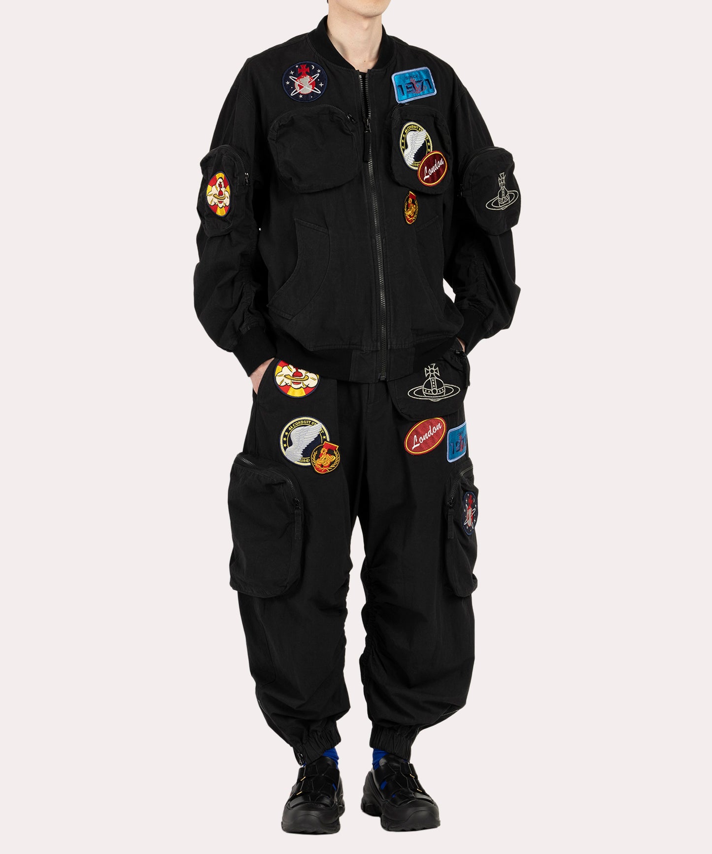 INTERGALACTIC BADGES ボンバー