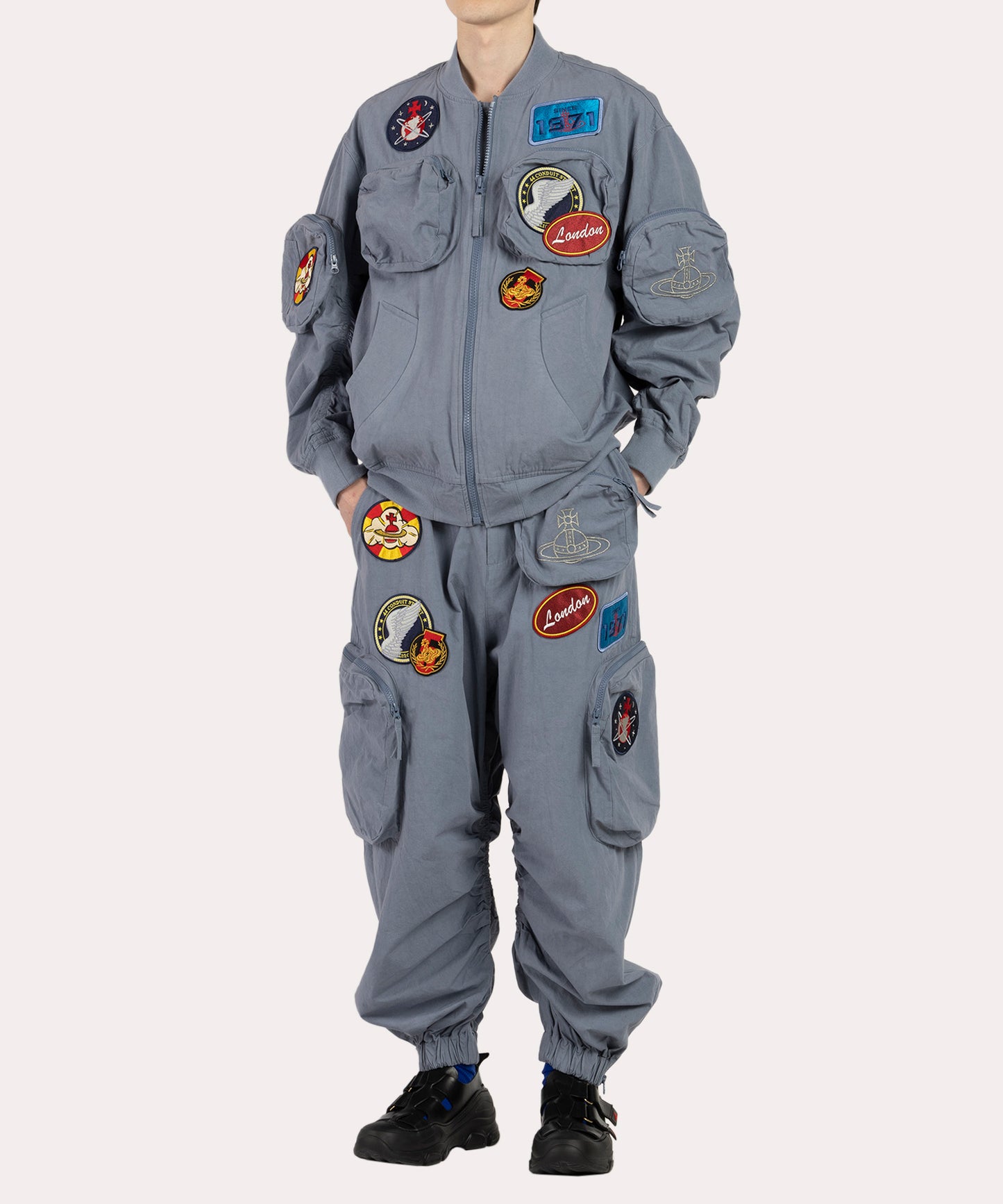 INTERGALACTIC BADGES トラウザーズ