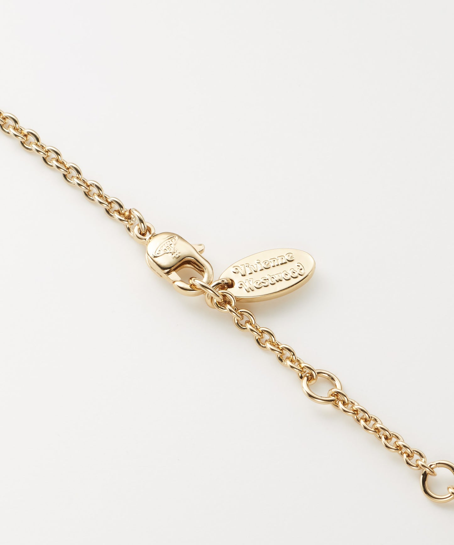 MAYFAIR BAS RELIEF ネックレス