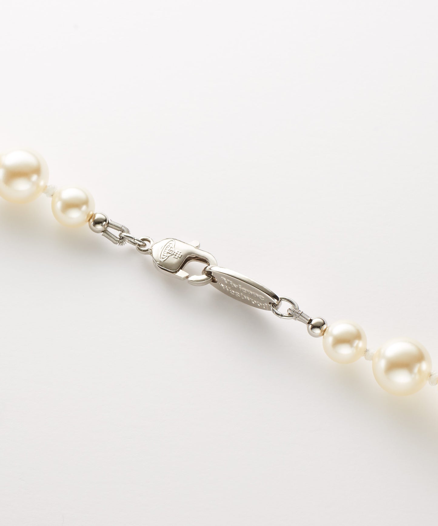 MAN BAS RELIEF PEARL ネックレス