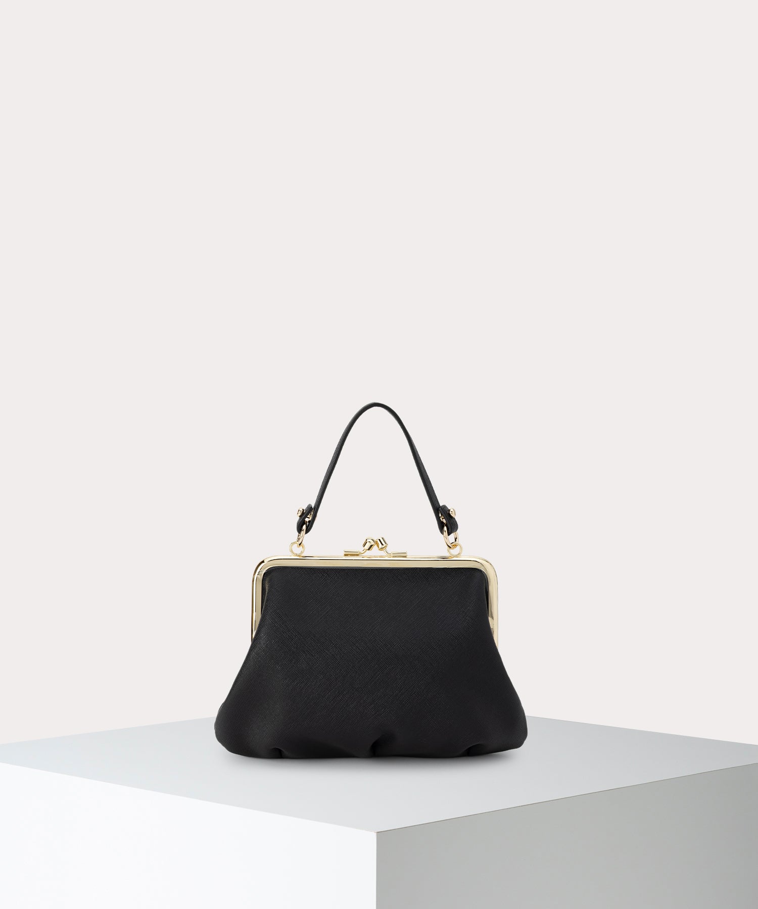 SAFFIANO GRANNY 口金ショルダーバッグ(ブラック)（メンズ