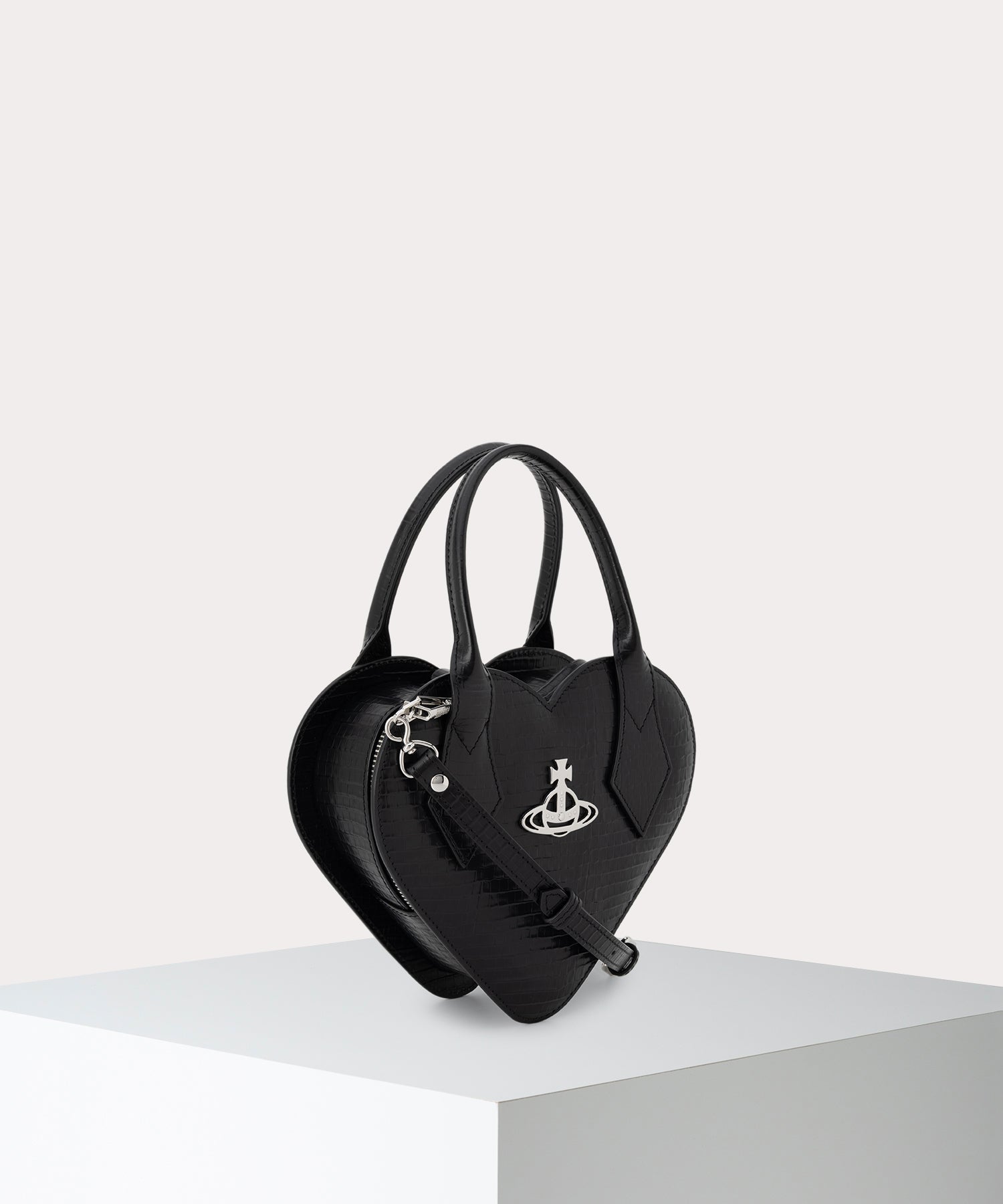 [Vivienne Westwood] Heart ベルベット 小銭入れ ショルダー Vivienne Westwood] Heart ベルベット 小銭入れ ショルダー
