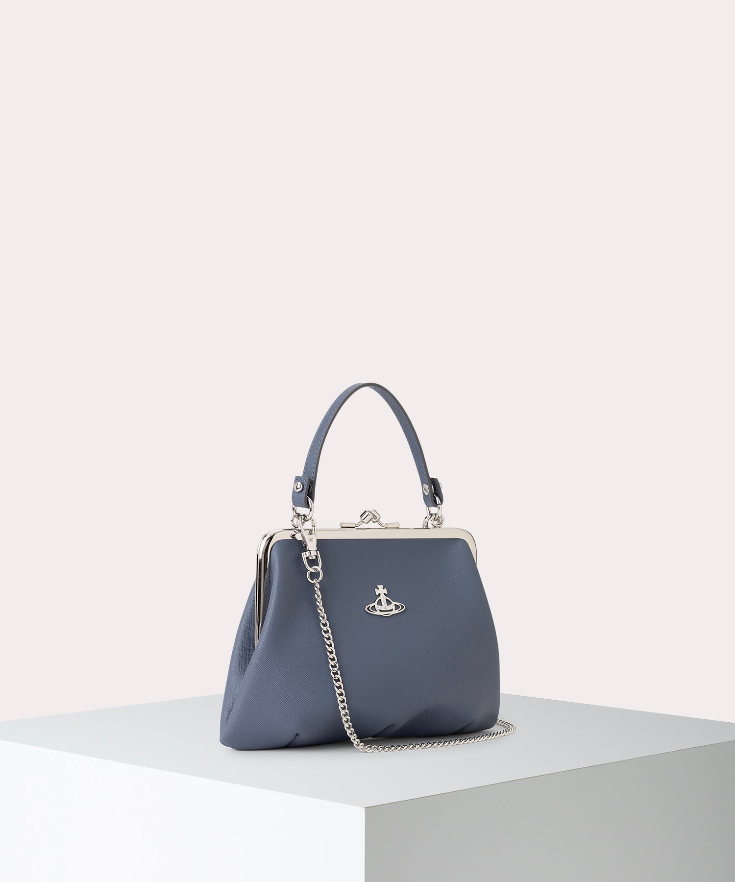 SAFFIANO PLAIN GRANNY 口金ショルダーバッグ