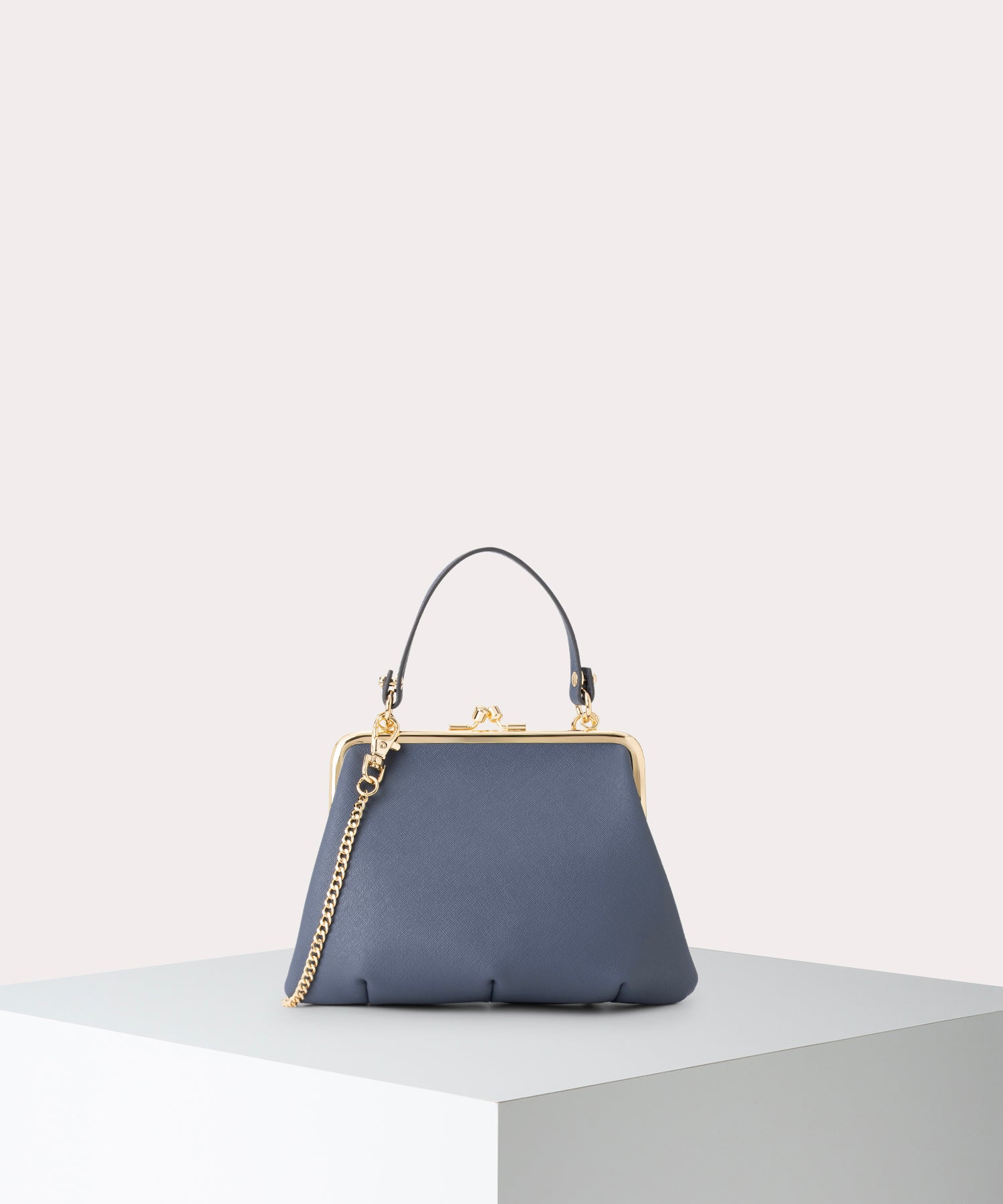 H163 未使用級✨ Vivienne Westwood ショルダーバッグ Vivienne Westwood（ヴィヴィアンウエストウッド） 並行輸入品