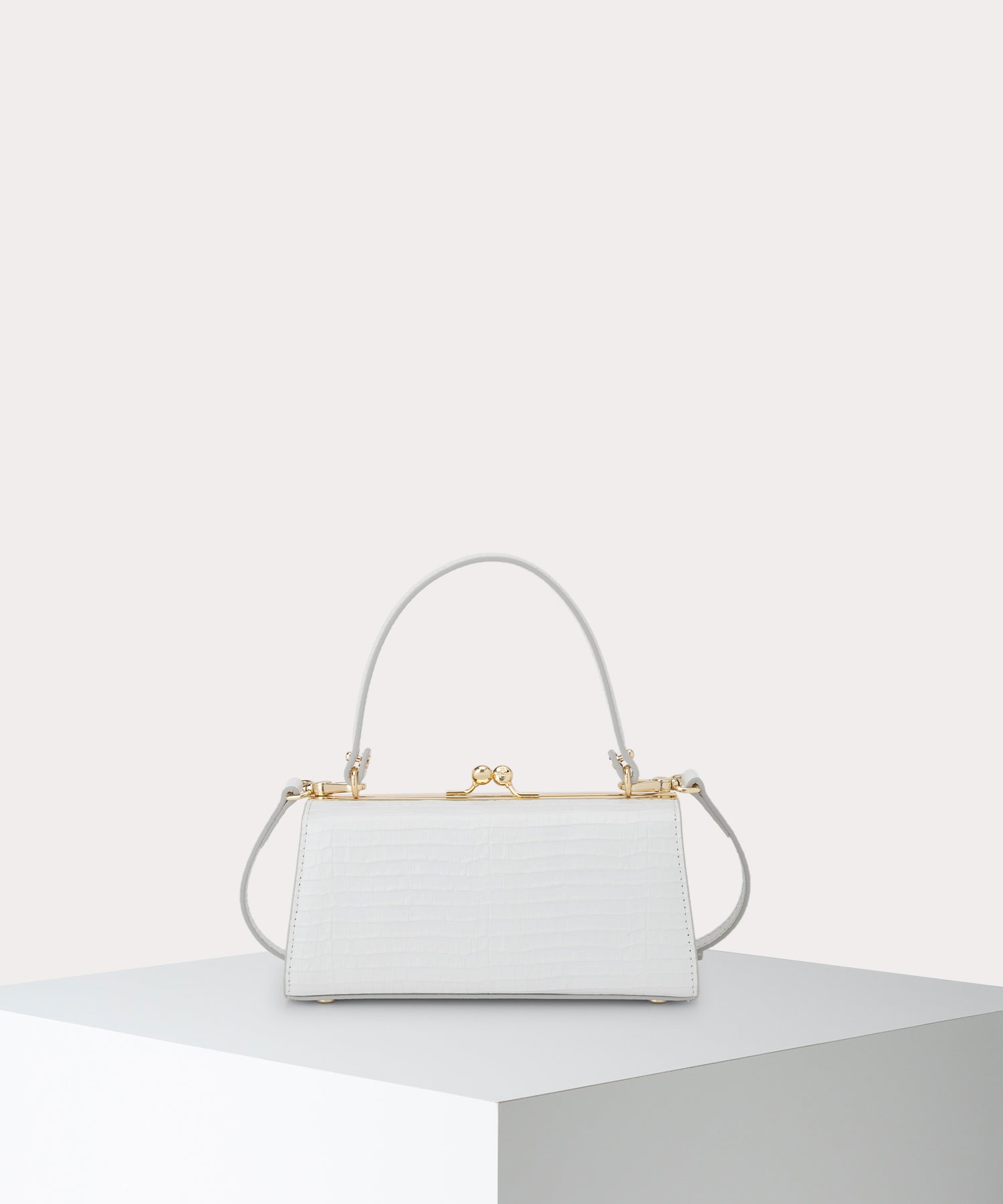 Vivienne Westwood バッグ SAFFIANO DOLL 口金ショルダーバッグXL(ブラック)（レディース