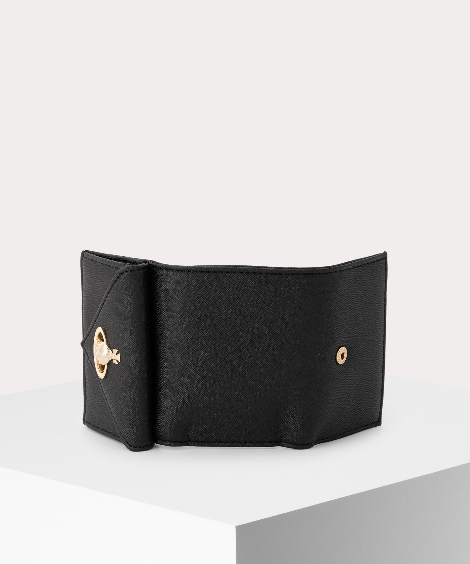 【国内発送★VivienneWestwood】ENVELOPE 三つ折りミニ財布 SAFFIANO PLAIN ENVELOPE 三つ折りミニ財布(ブラック)（メンズ