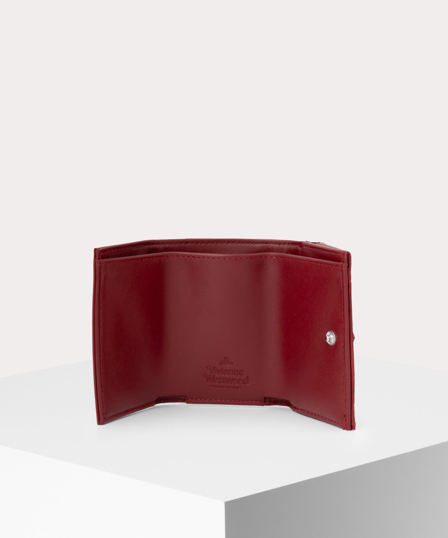 MINI CROC EMBOSSED ENVELOPE 三つ折りミニ財布