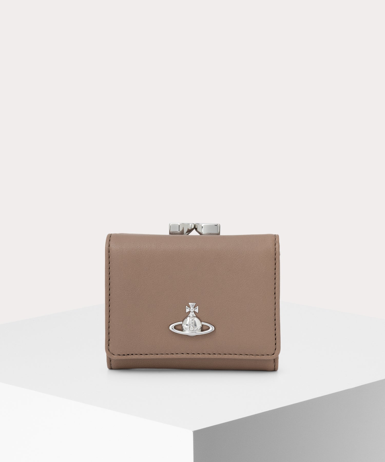 SUPPLE LEATHER 口金三つ折り財布