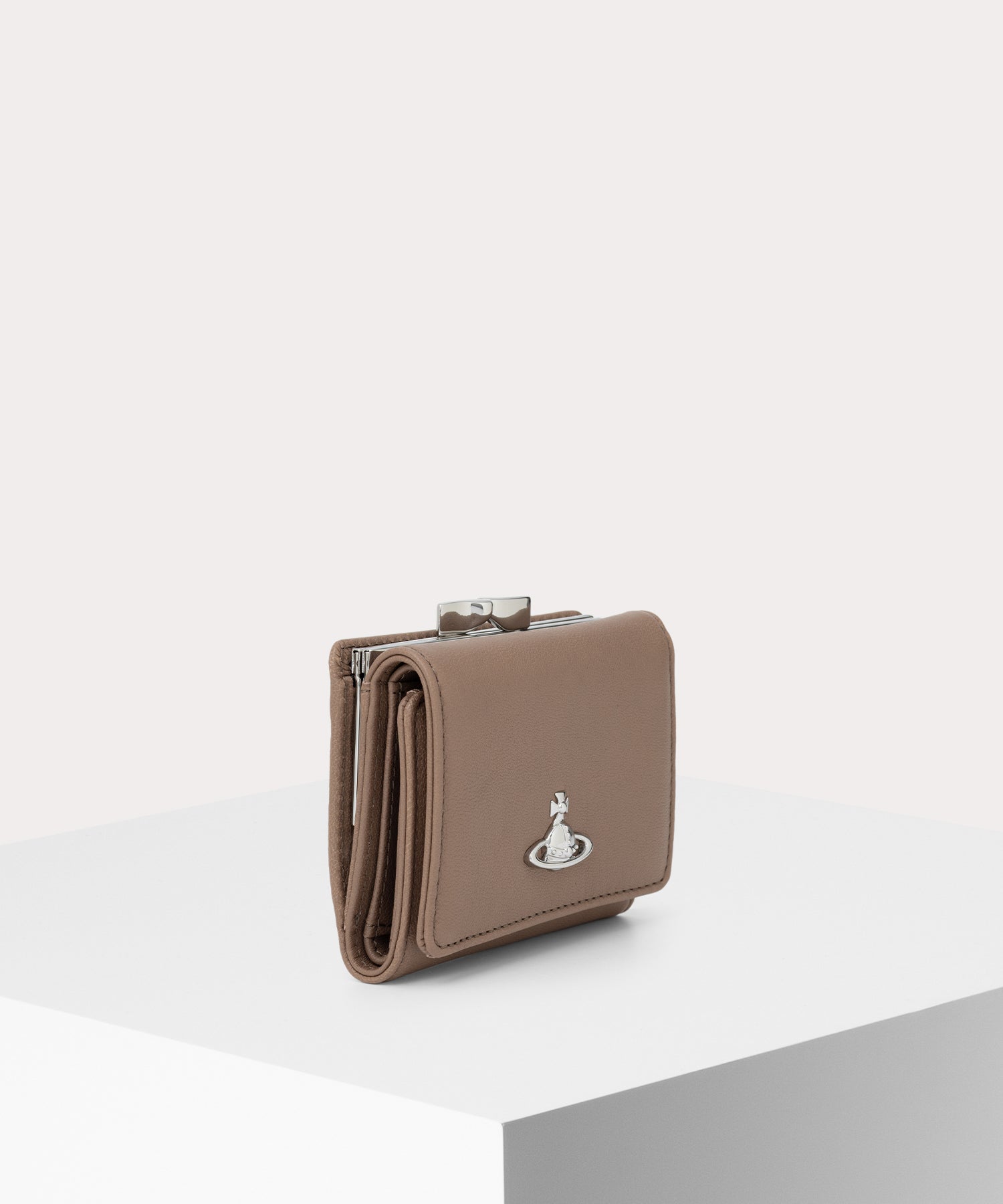 SUPPLE LEATHER 口金三つ折り財布