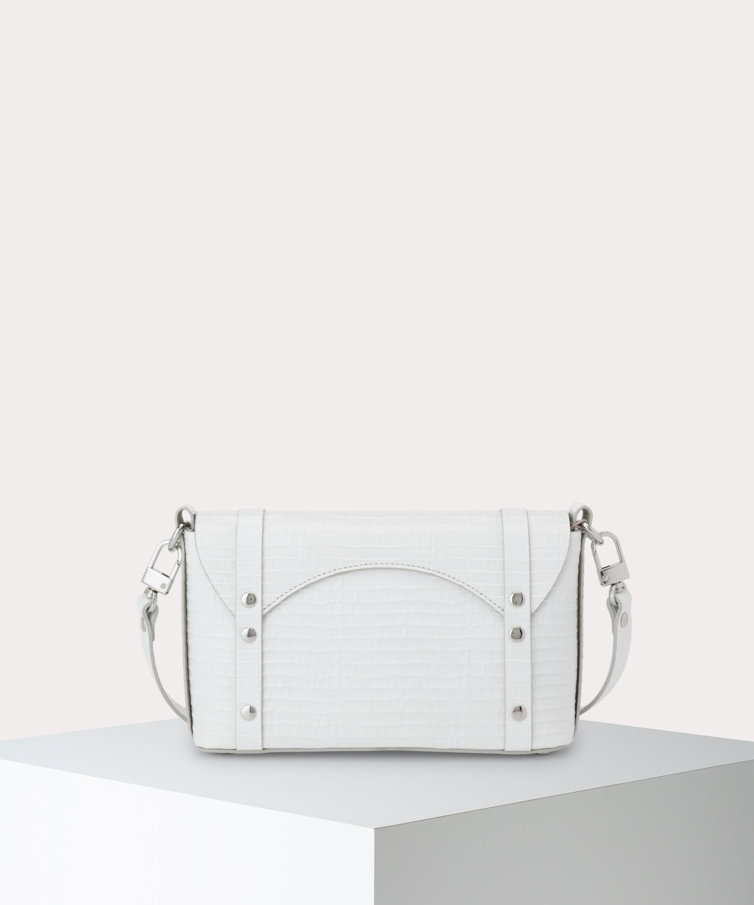 【国内送関税込】VIVIENNE WESTWOOD☆Kimmy クロスボディバッグ Kimmy Crossbody in BLACK | Vivienne Westwood®