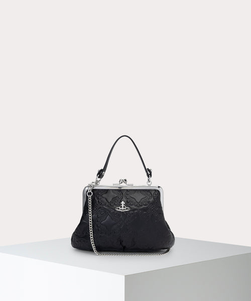 EMBOSSED NAPPA GRANNY 口金ショルダーバッグ(ブラック)（メンズ