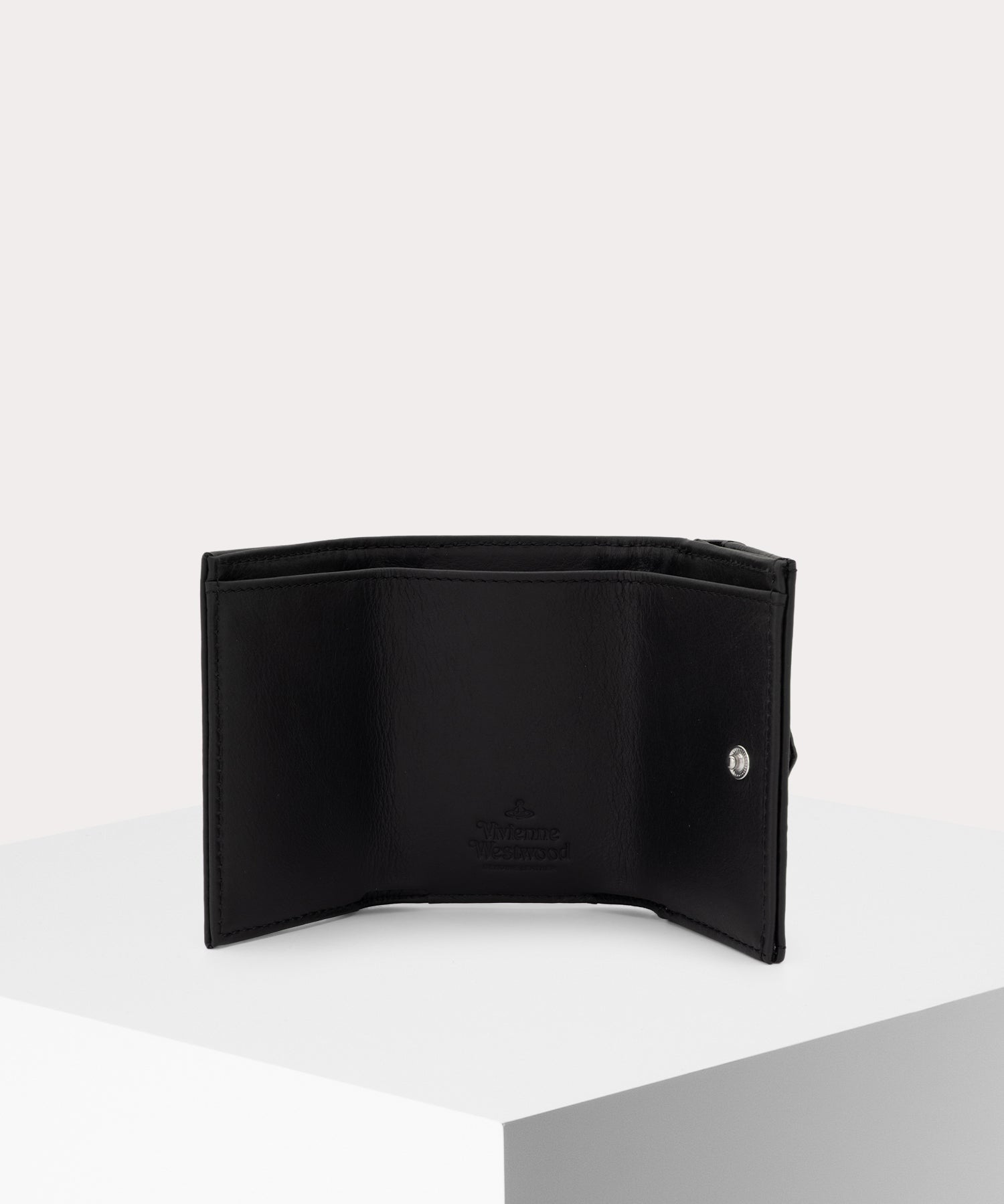 Vivienne Westwo 3つ折り財布 ブラック ヴィヴィアン ウエストウッド Vivienne Westwood 三つ折り財布