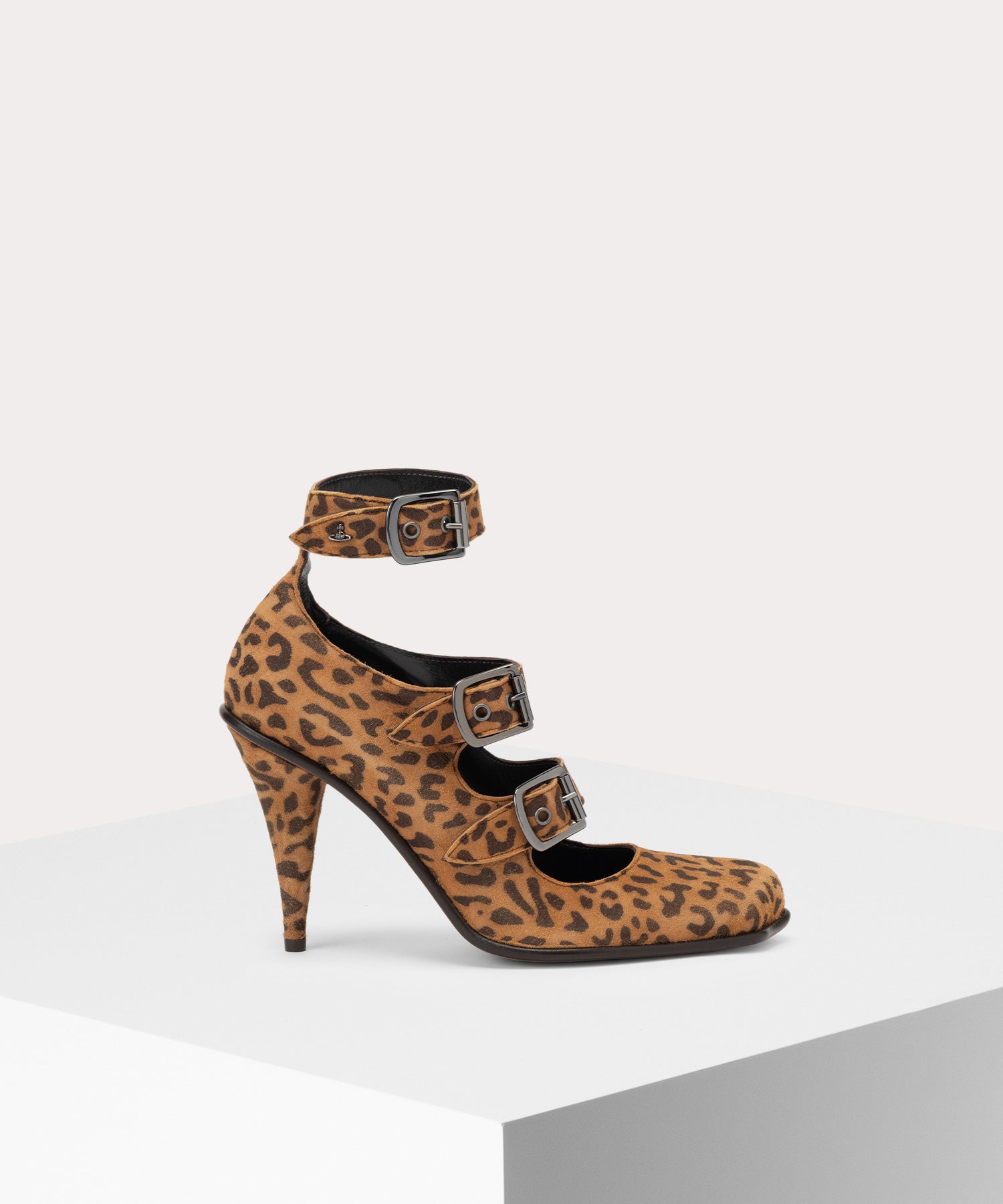 パンプス ｜ヴィヴィアン・ウエストウッド（Vivienne Westwood