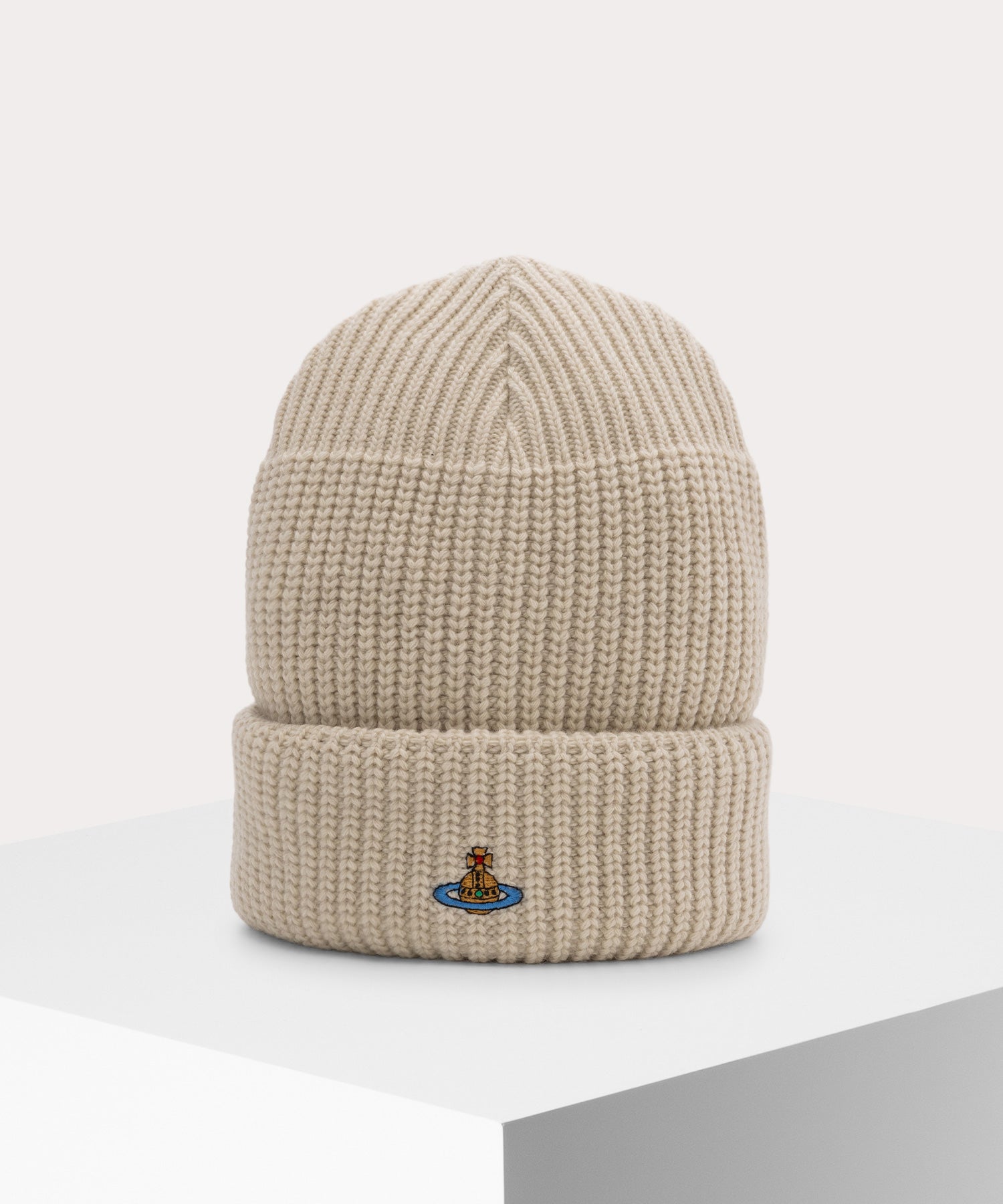 VIVIENNE WESTWOOD ハートモチーフ ニット帽 超美品】レアVivienne Westwood ハートオーヴ付きニットキャップ