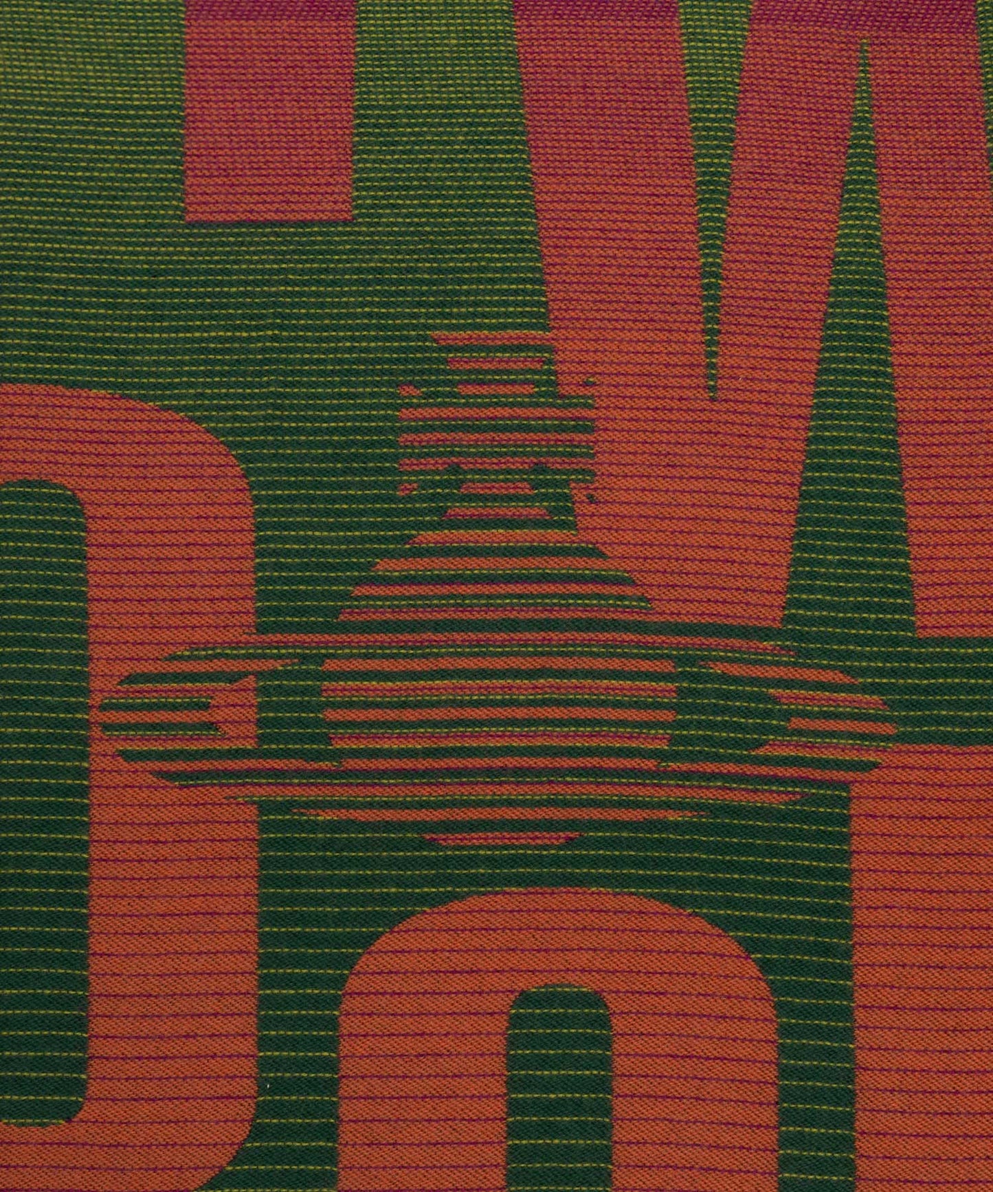 LOGOMANIA マフラー