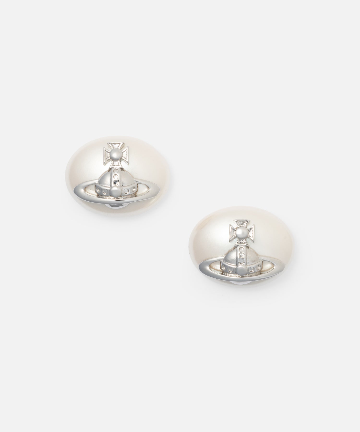 LAVINIA ピアス