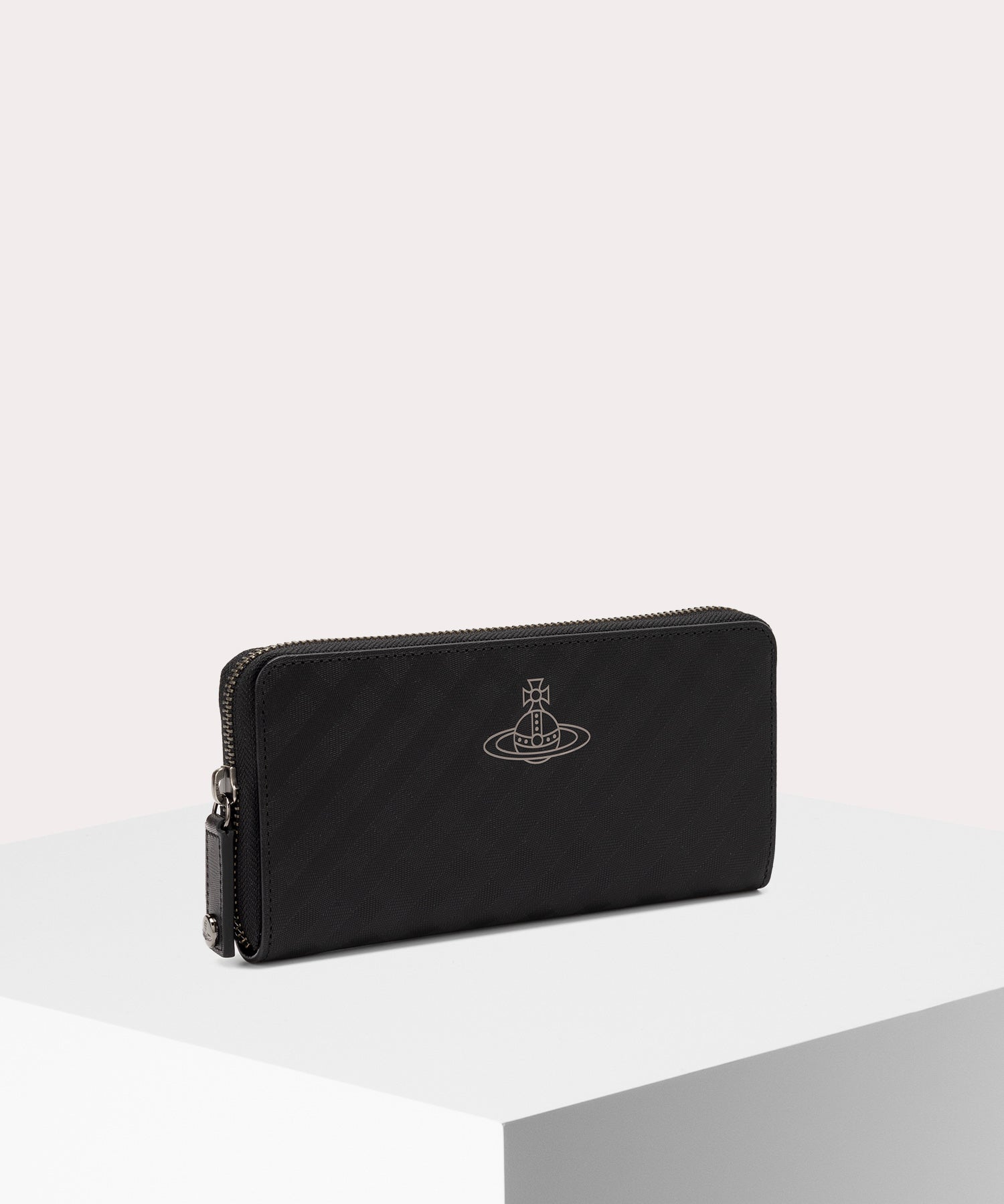 EMBOSSED ラウンドファスナー長財布(ブラック系)（レディース
