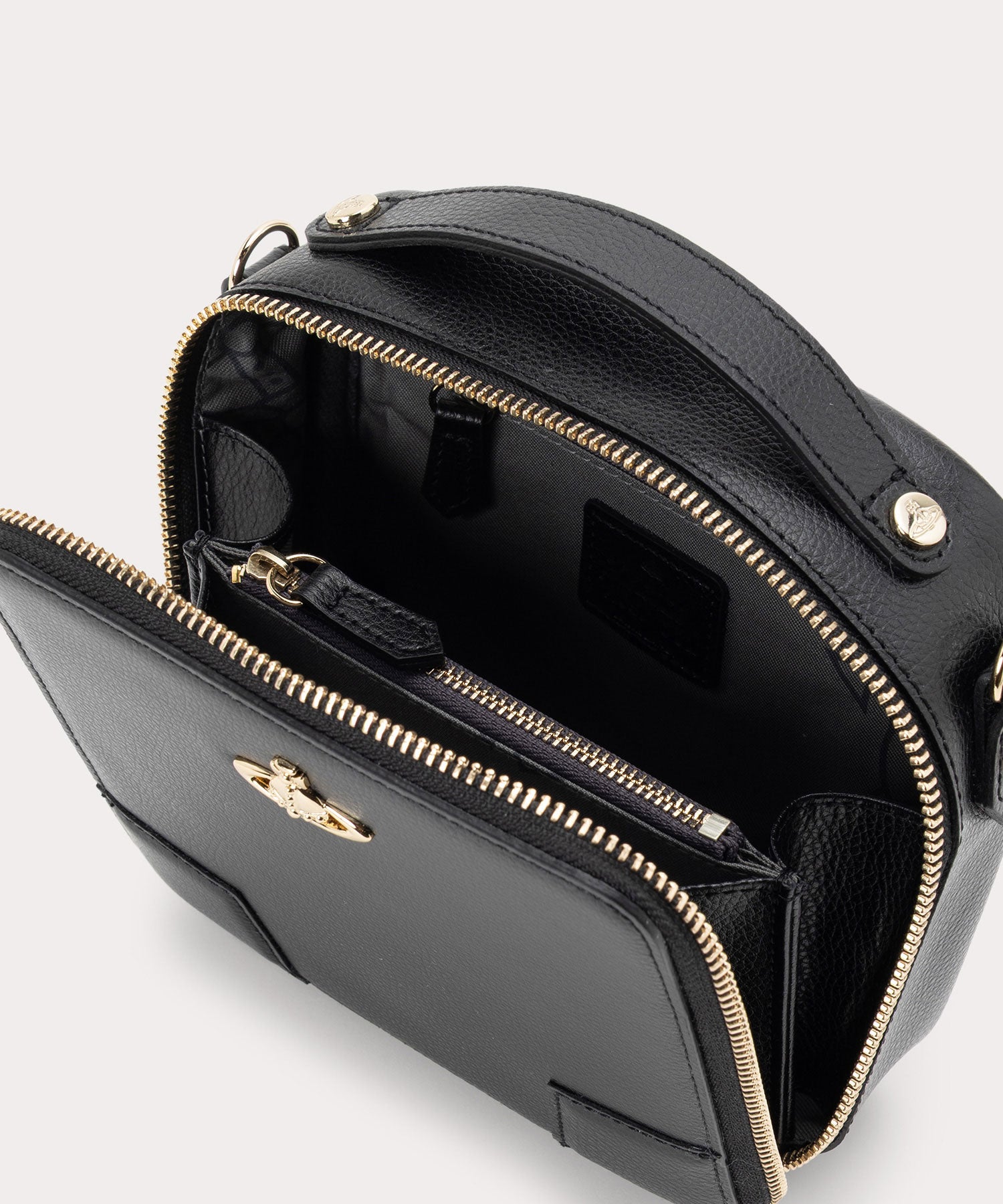 日本限定】EXECUTIVE スクエア ショルダーバッグ(ブラック)（メンズ