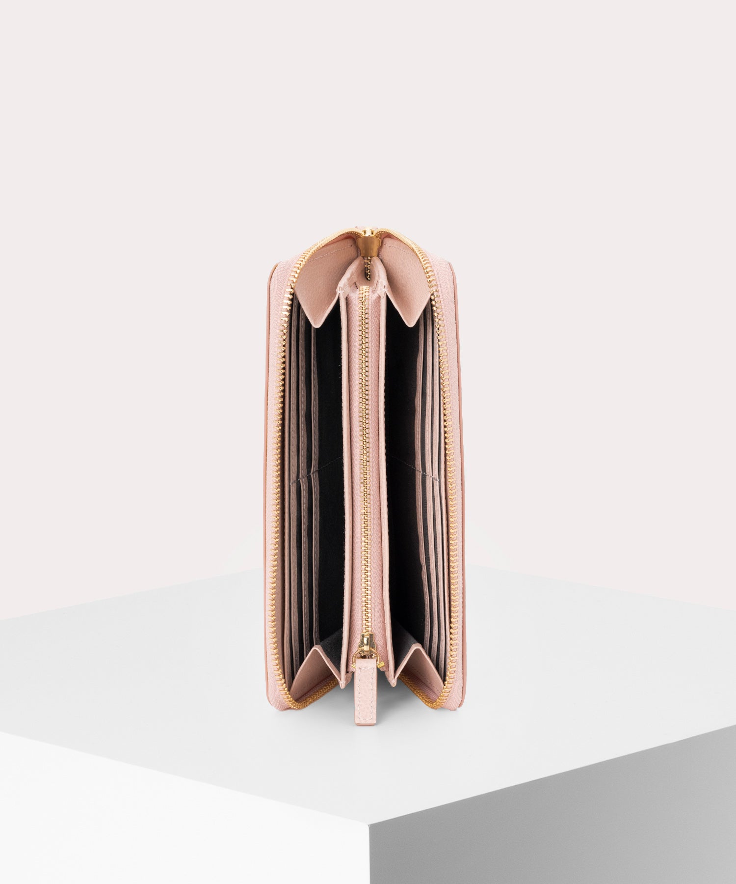 日本限定】EXECUTIVE ラウンドファスナー長財布(ピンク)（メンズ