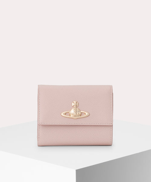 1320951122_070_1_c2967ed2-4c52