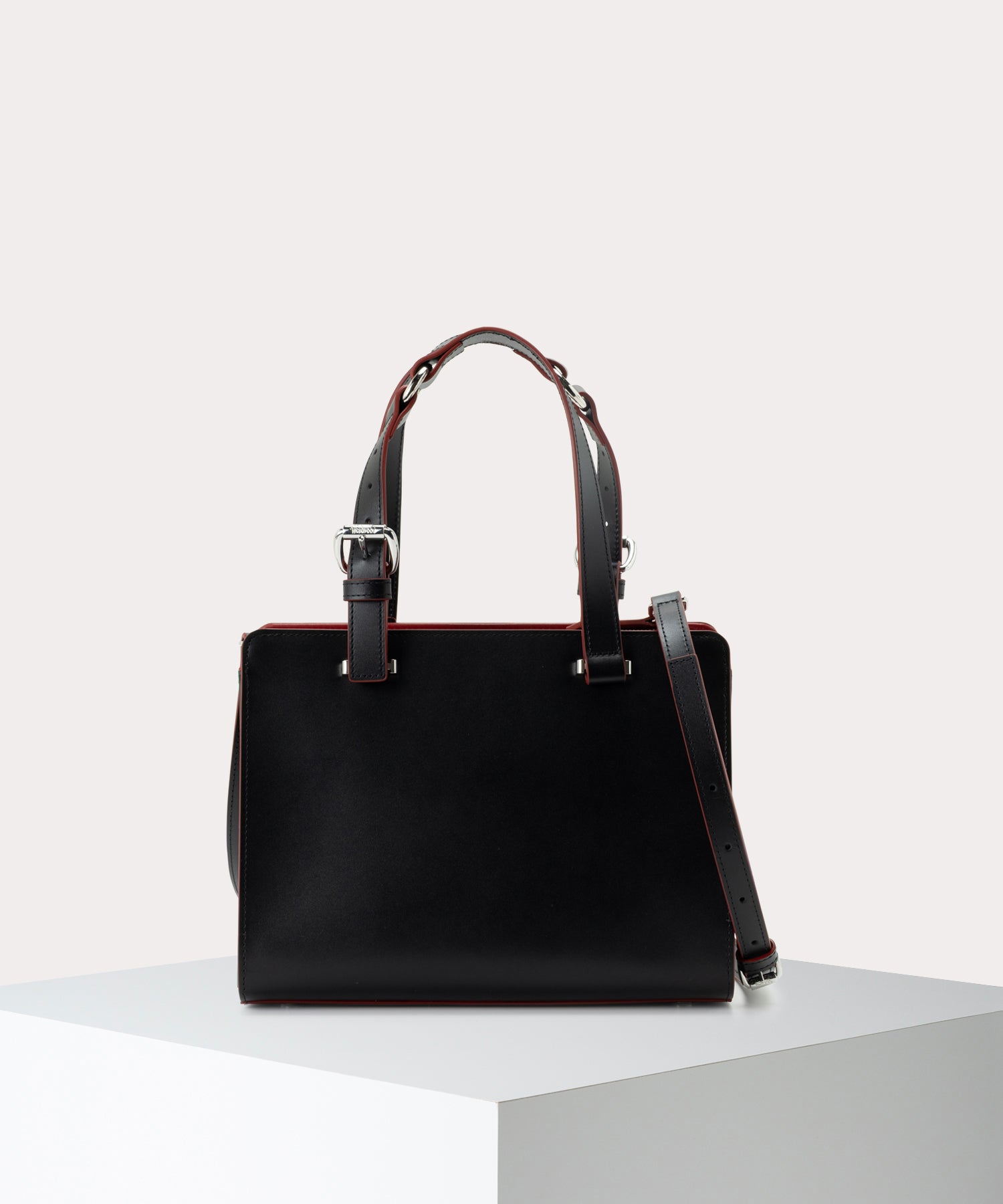 1320951127_013_3_a66dba53-bd38