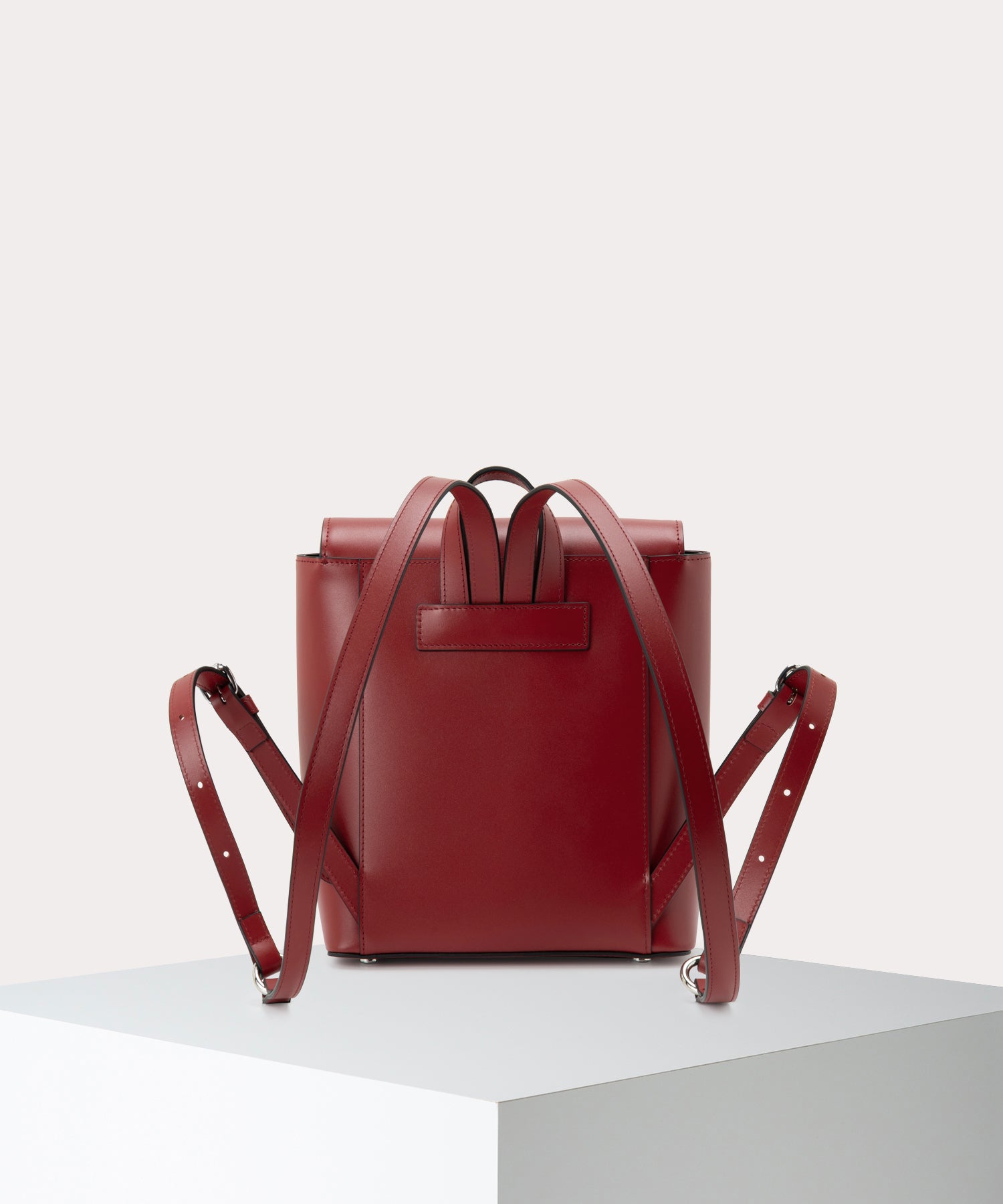 【新品】　ヴィヴィアンウエストウッド　TINY ORB リュック　オールレザー 日本限定】TINY ORB リュック(ブラック)（メンズ）（1320952080