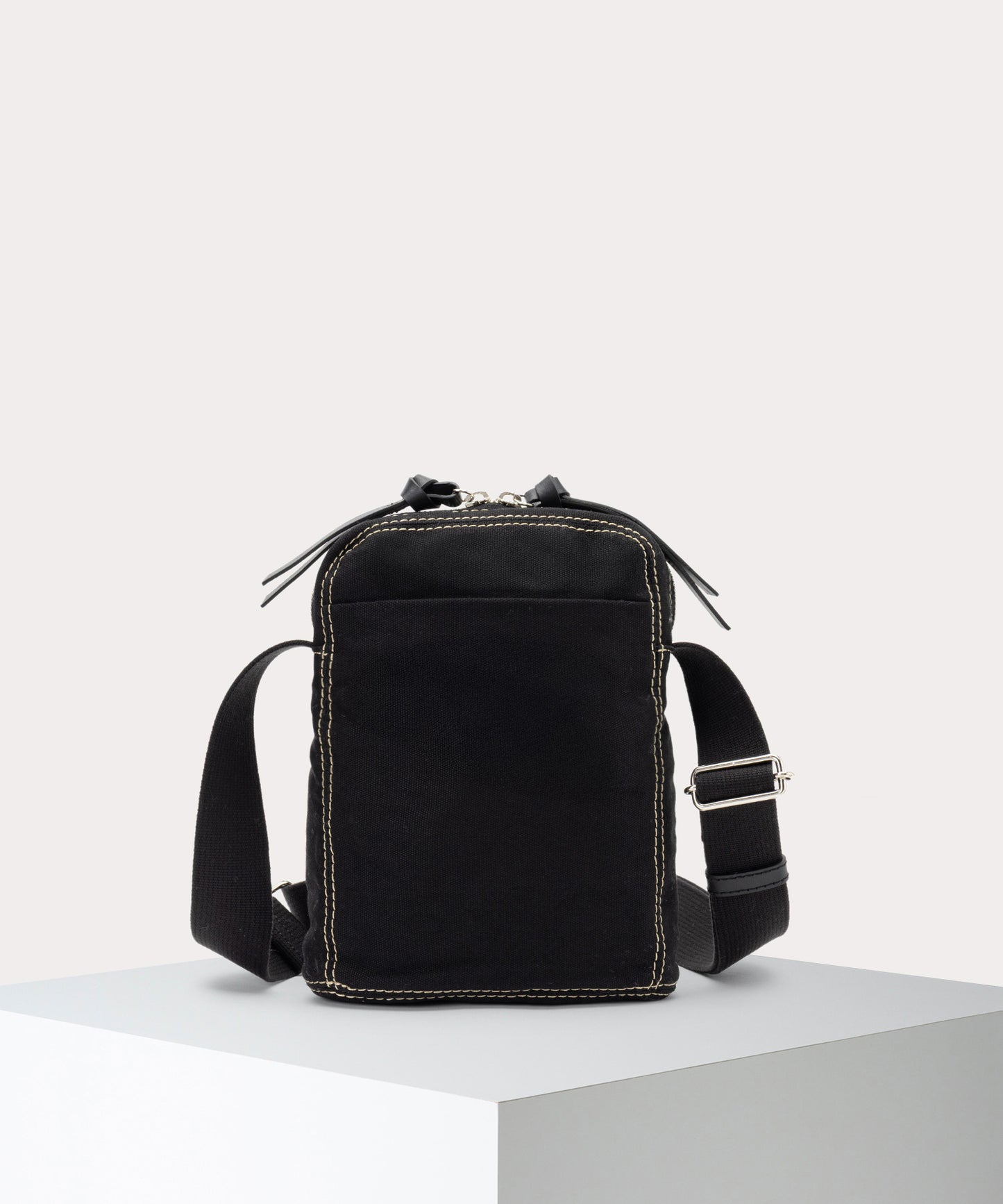 【アジア限定】CANVAS ショルダーバッグ