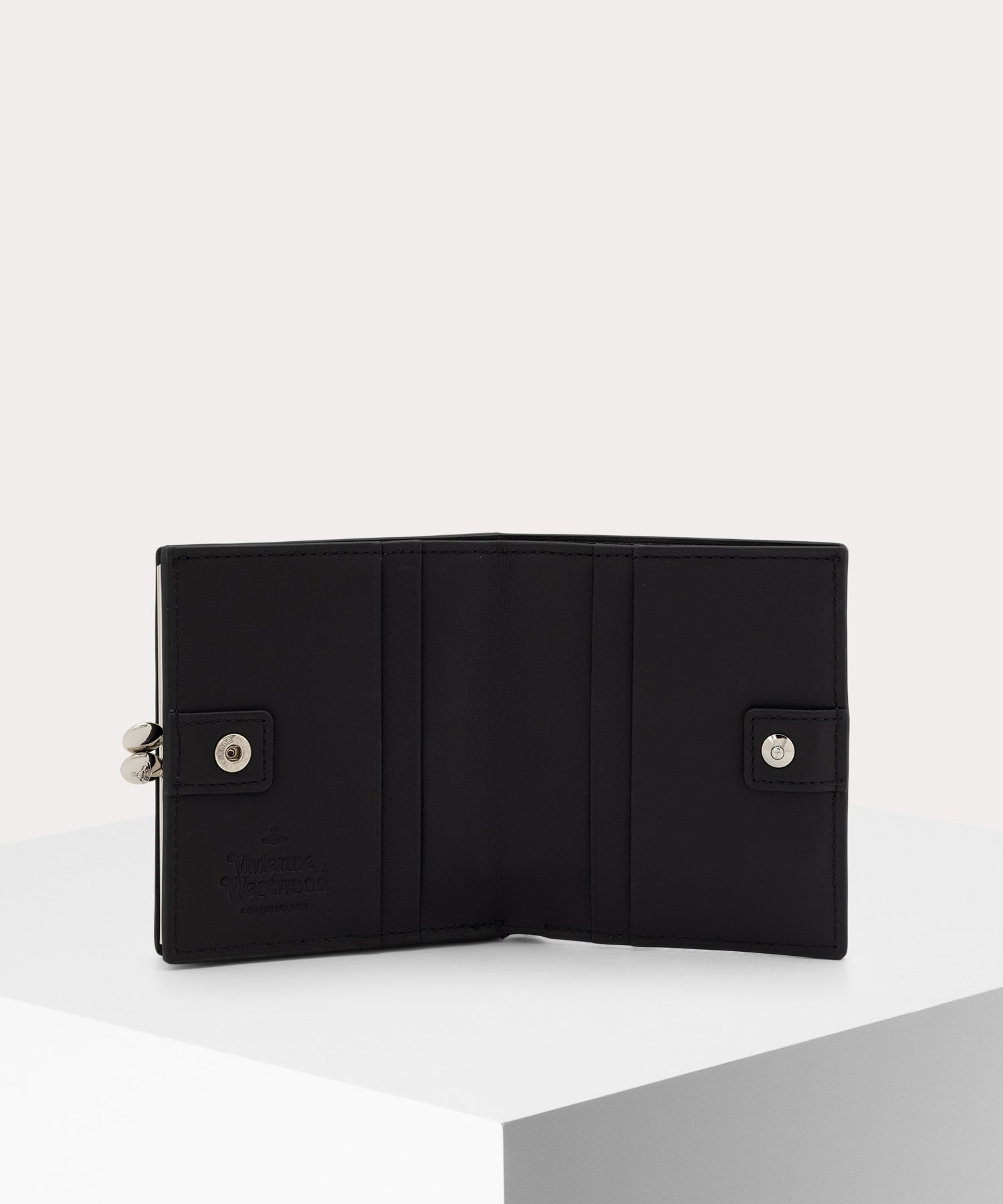 【新品】Vivienne Westwood ブラック 二つ折り財布 ヴィヴィアン ウエストウッド Vivienne Westwood 2つ折り財布 ピーユー