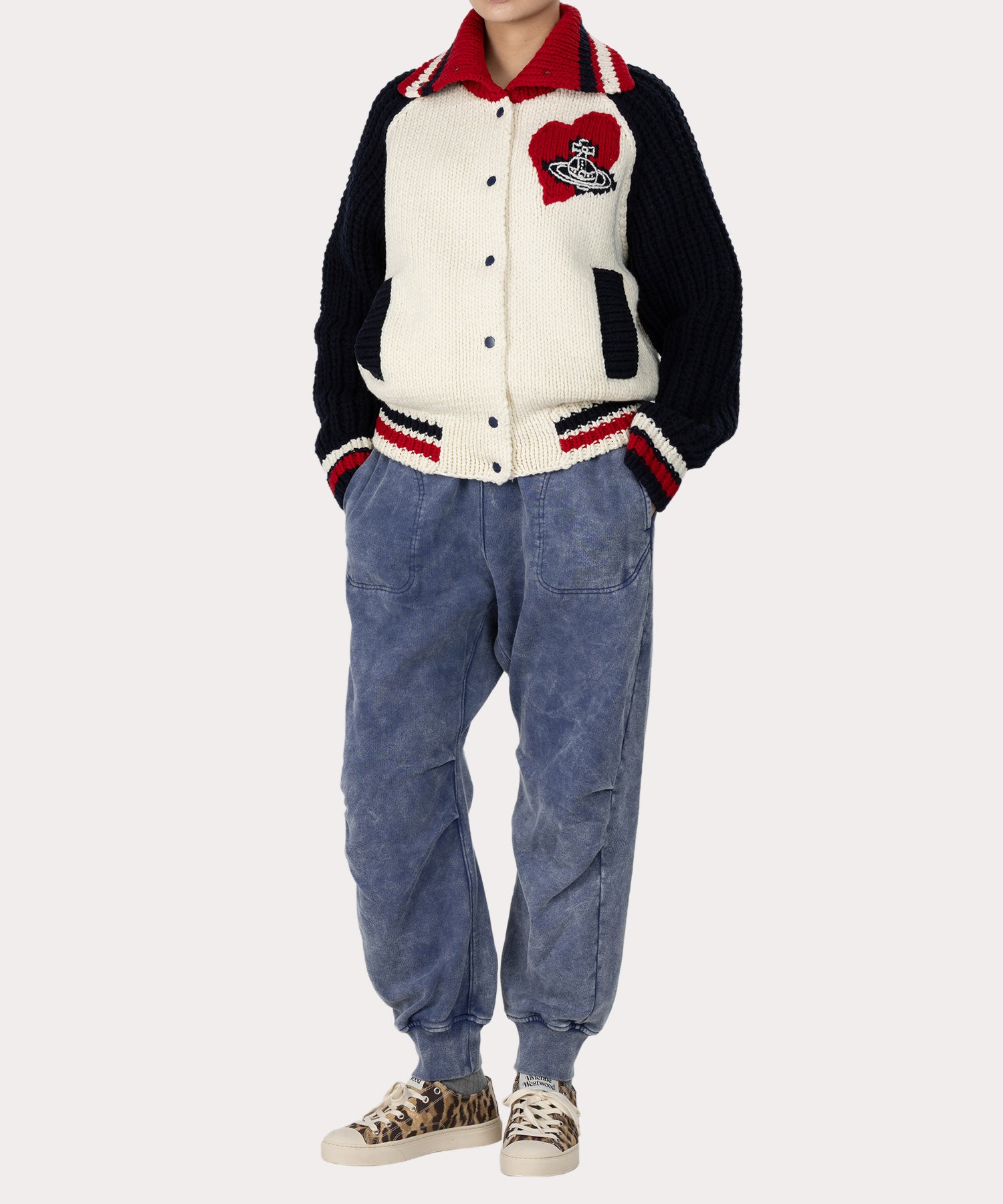 新品未使用Vivienne Westwood スタジャン Vivienne Westwood MAN スタジャン M 緑 【古着】【中古】【送料無料