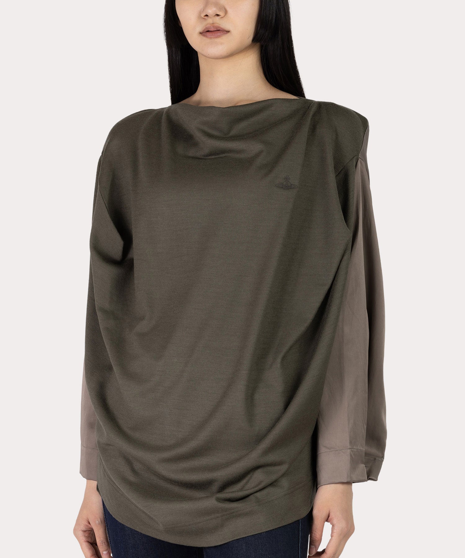 ウォッシャブルウールジャージー サテンブロッキングトップ(グリーン