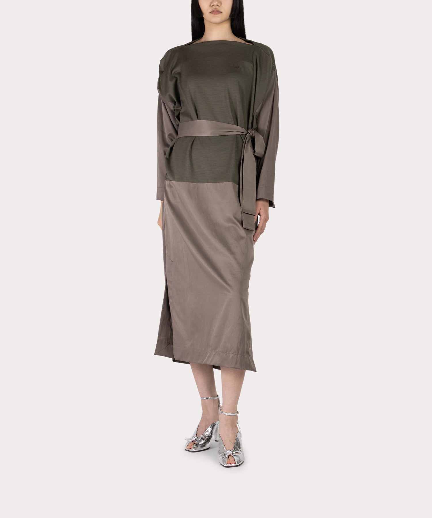 ウォッシャブルウールジャージー サテンブロッキングワンピース