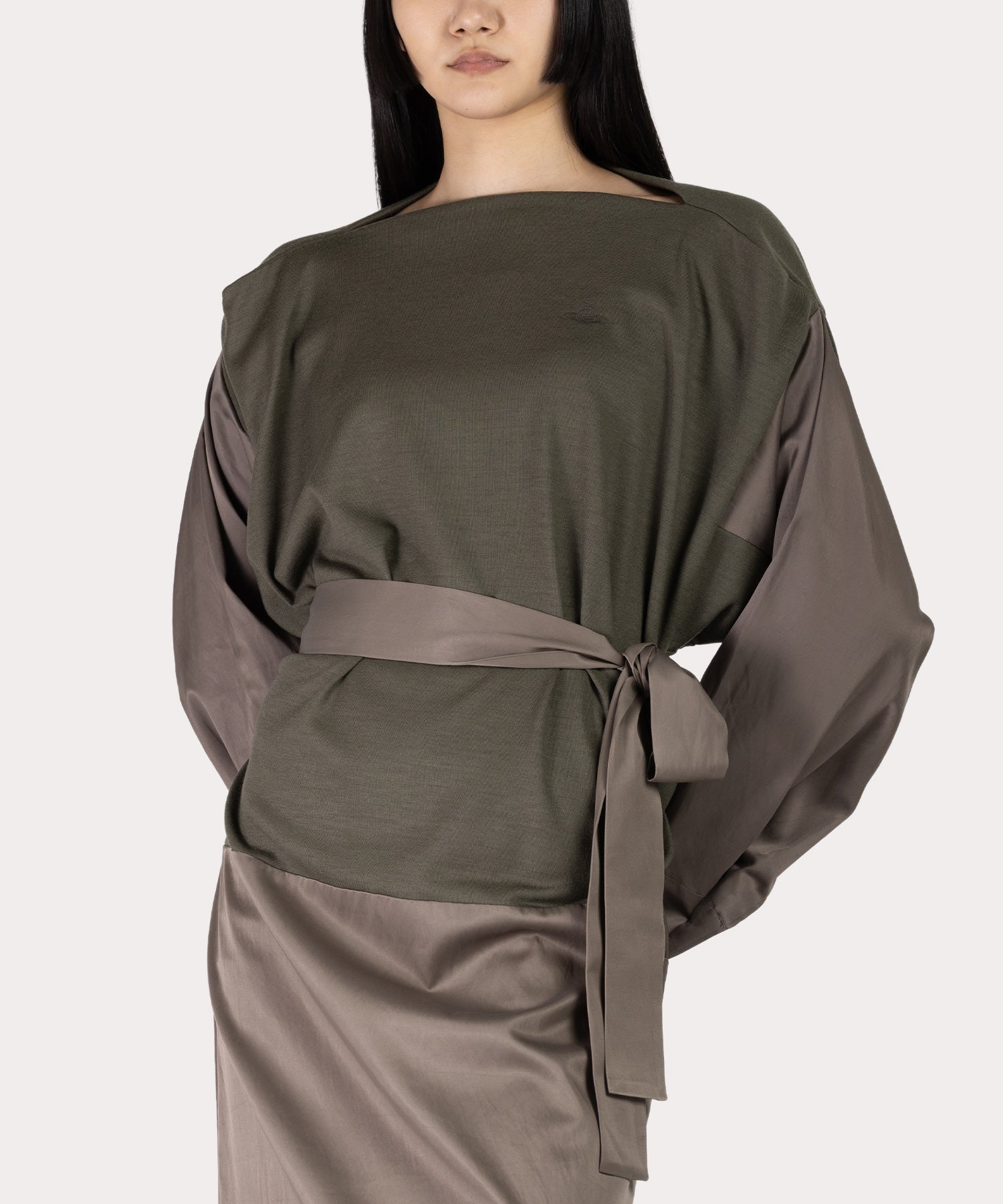 本日限定価格Vivienne Westwoodニットワンピース Vivienne Westwoodのフリマアイテム一覧