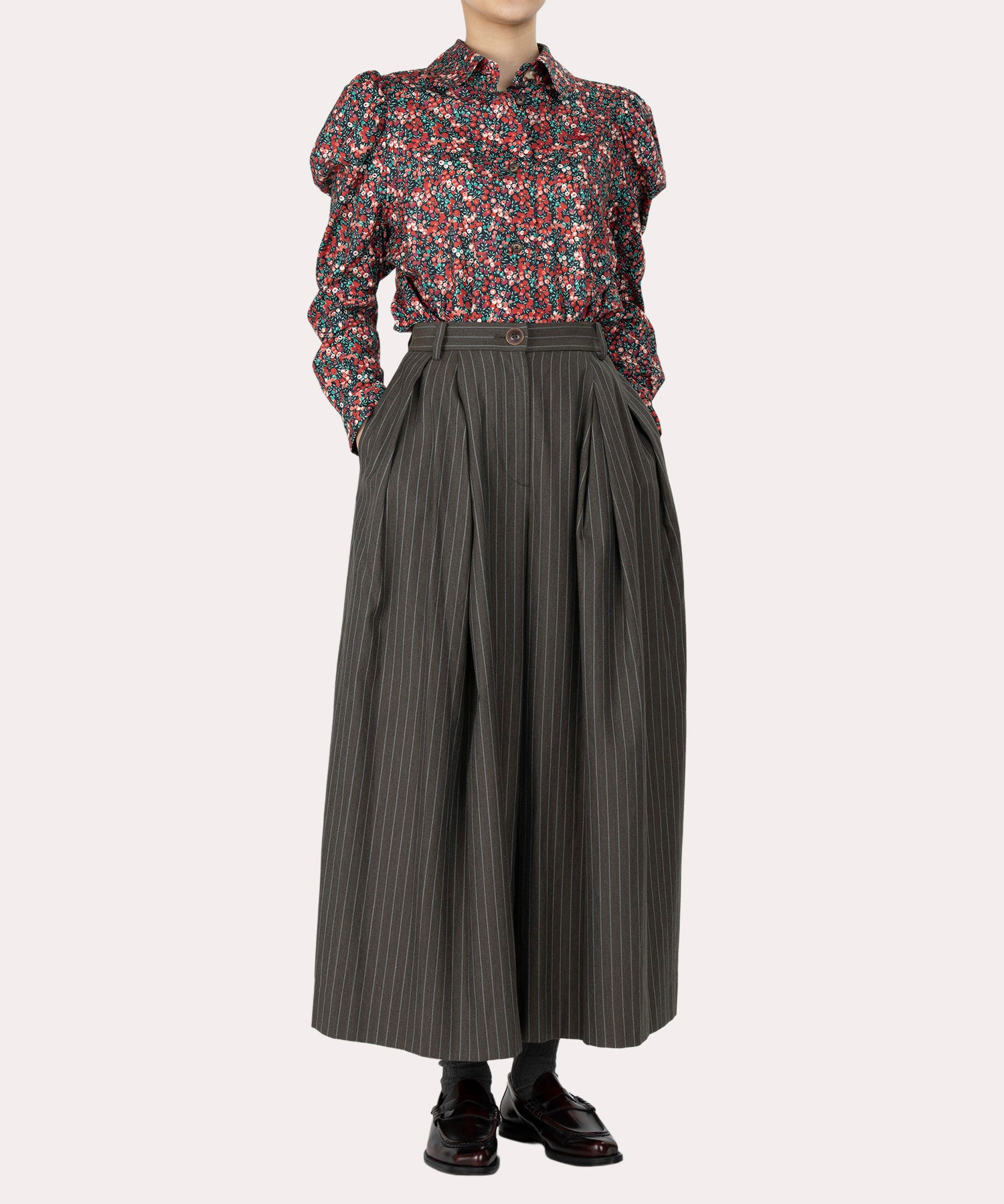 リバティプリント エイリアンスリーブシャツ(レッド系)（レディース