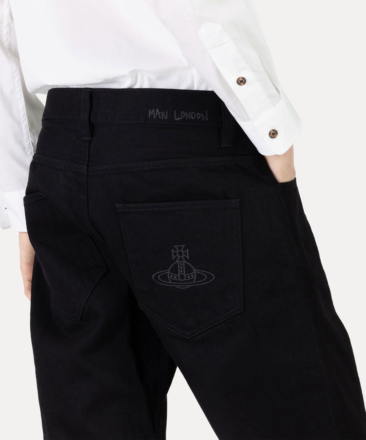 Vivienne Westwood デニム ブラック サイズ1 NEW ブラックデニム(ブラック)（メンズ）（1632761002）｜ウェアすべて